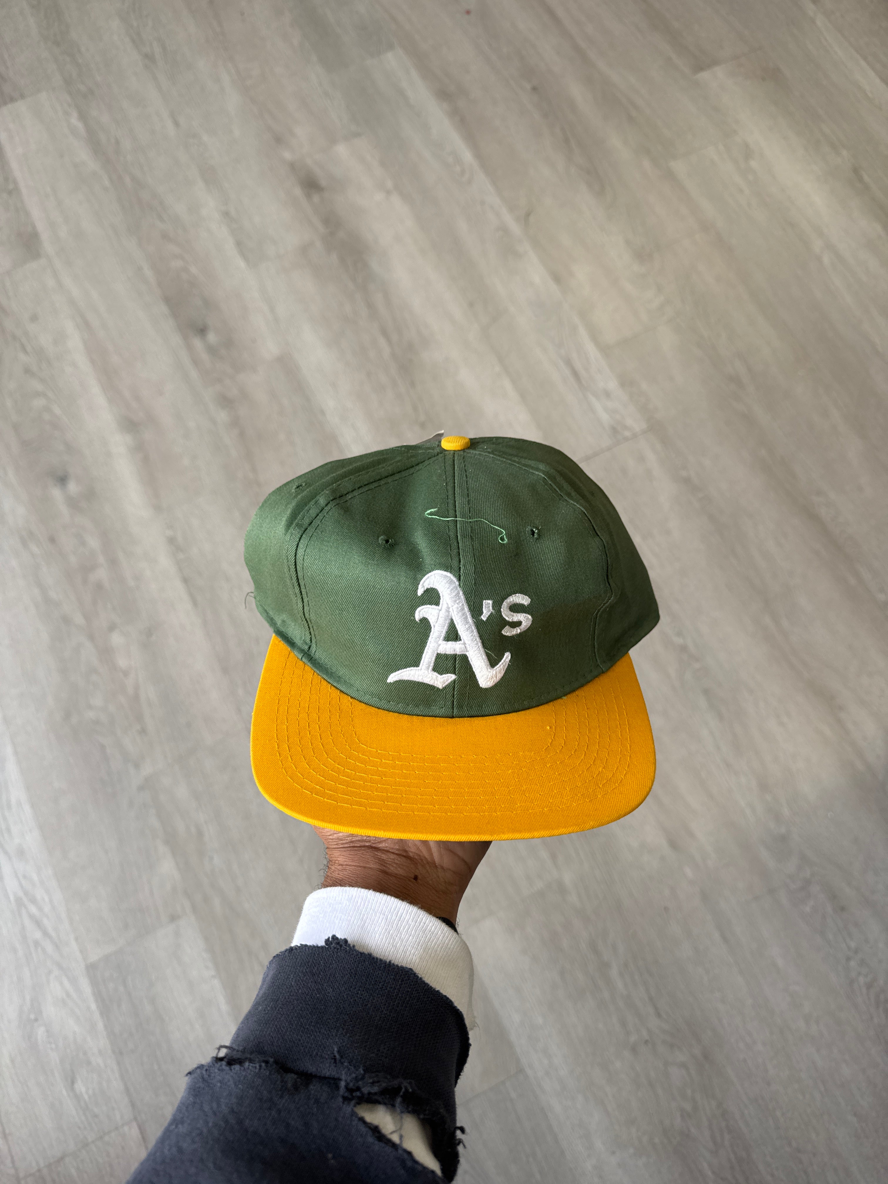 Vintage MLB Oakland Athletics Snapback Hat