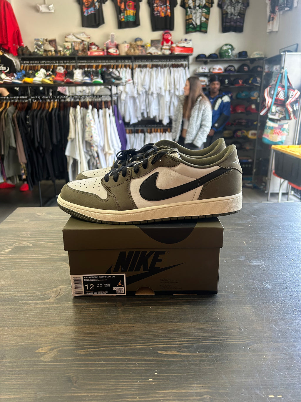 Air Jordan 1 Retro OG Medium Olive