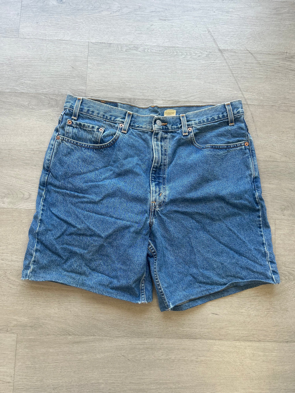 Levi’s 550 Blue Denim Jean Shorts Jorts