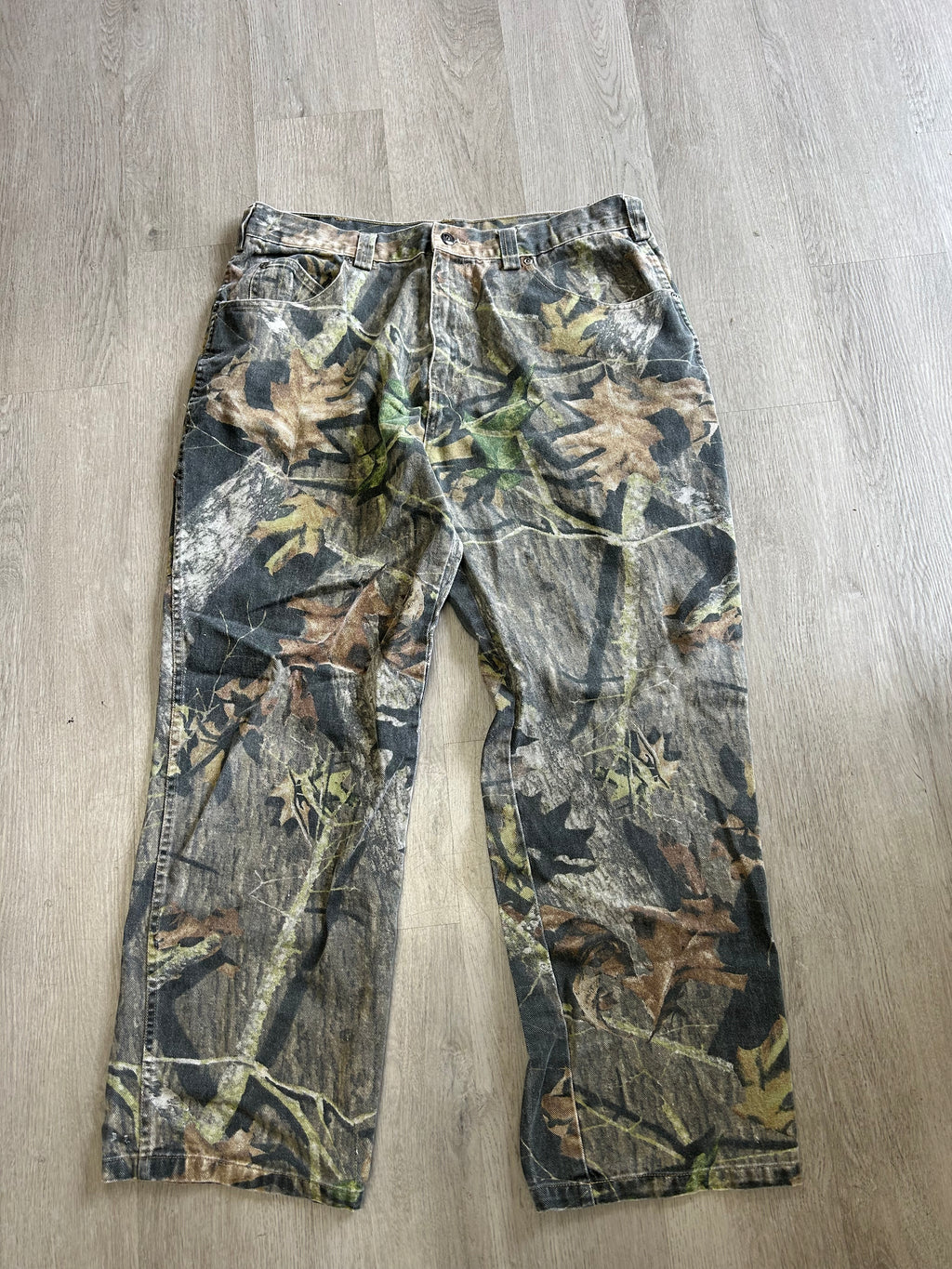 Field Staff Mossy Oak Camo Carpenter Pants