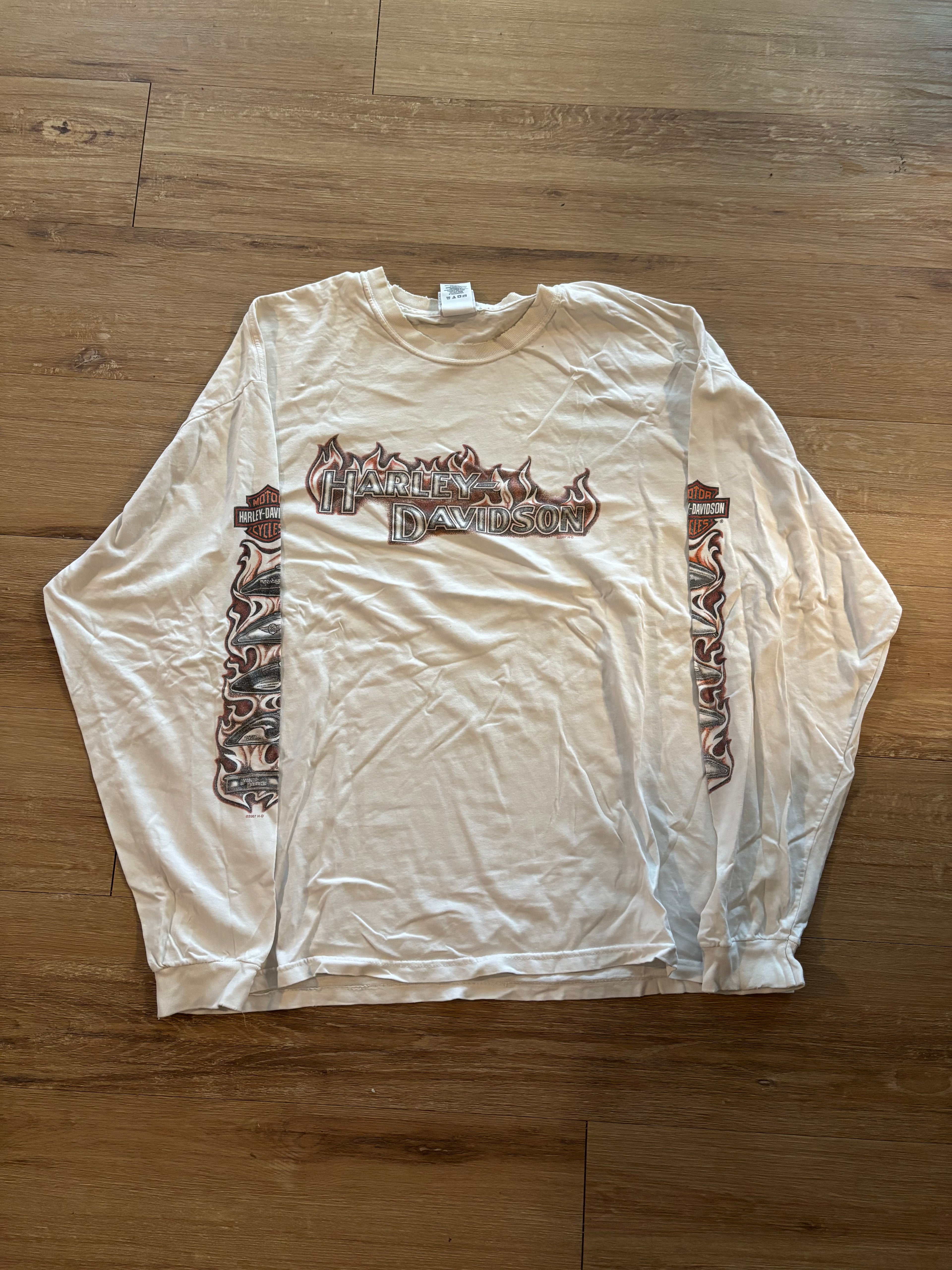 Vintage White Harley Davidson Flame Long Sleeve Tee