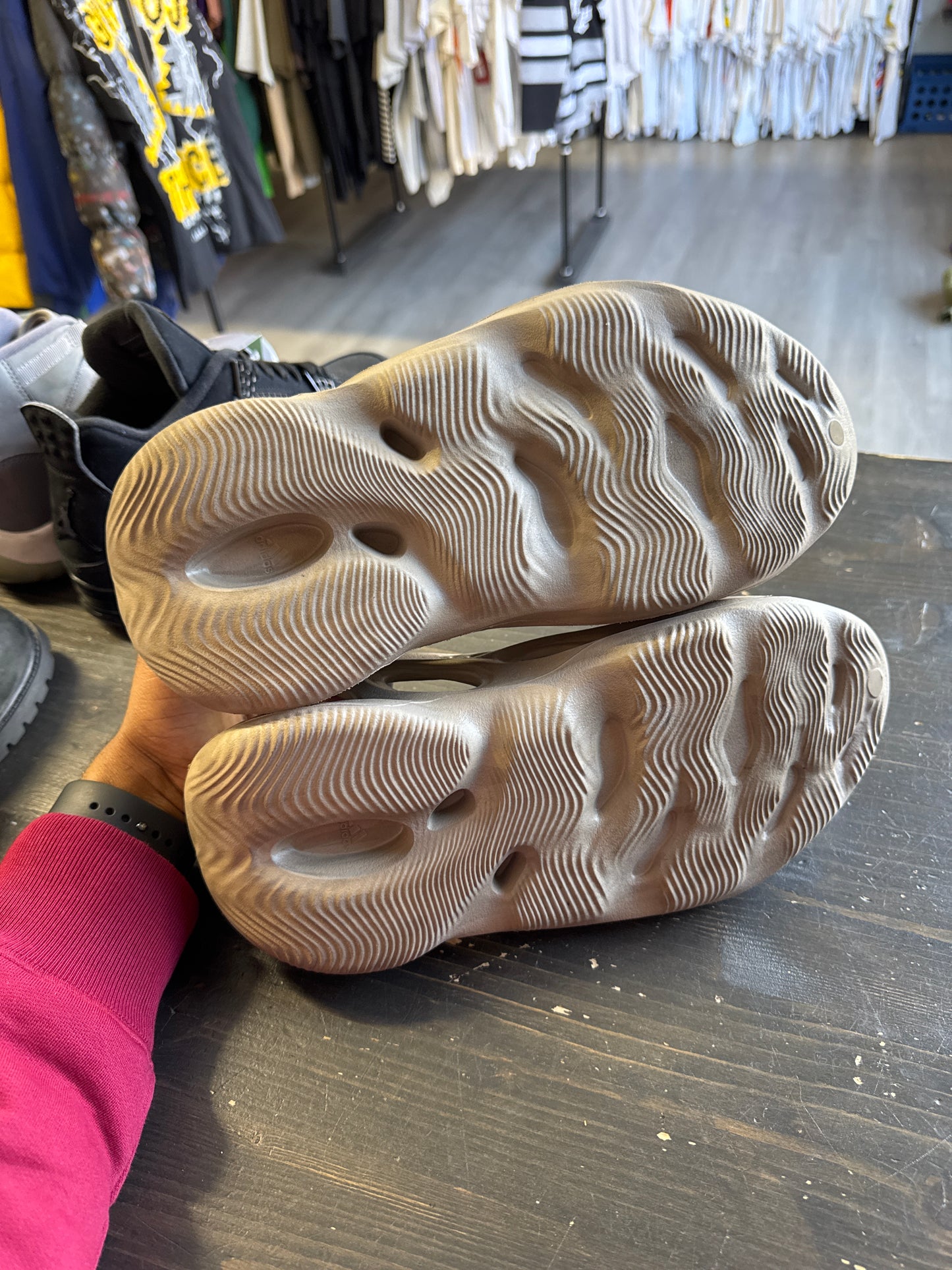 Pre-owed Adidas Yeezy Foam Rnnr Stone Sage