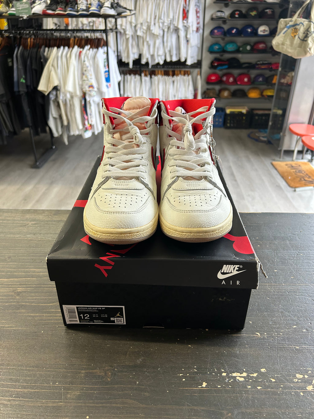 Pre-Owned Nike Jordan Air Ship PE SP Awake NY