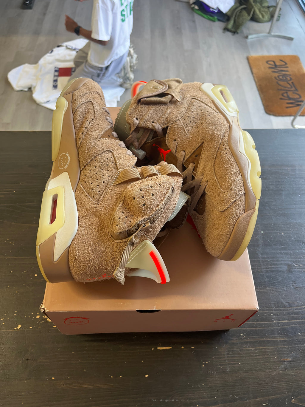 Pre-Owned Jordan 6 Retro Travis Scott British Khaki