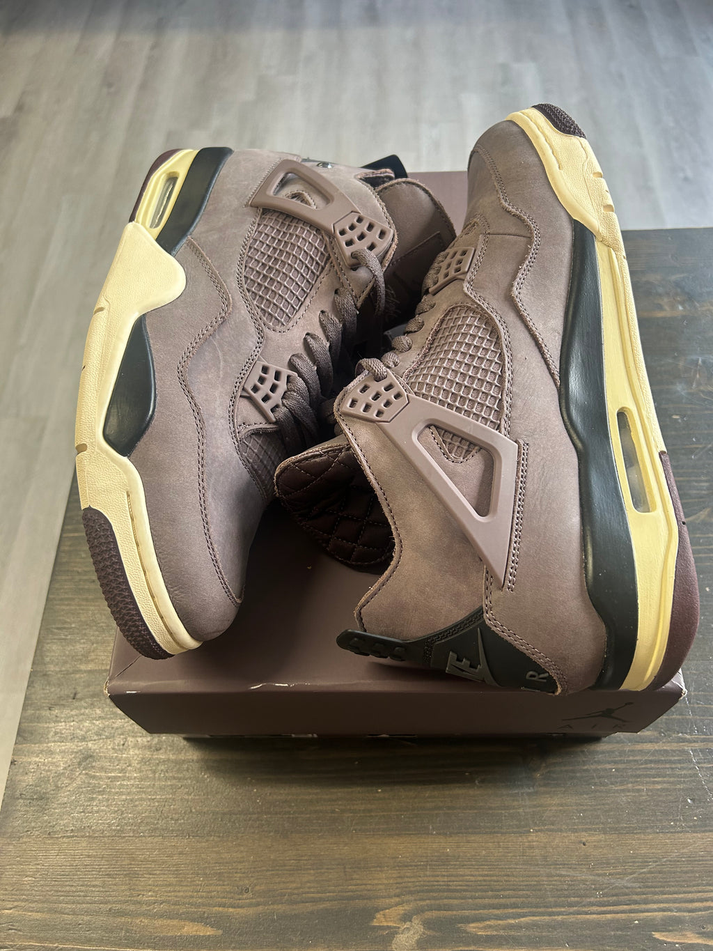 Pre-OwnedThe A Ma Maniére x Air Jordan 4 Retro 'Violet Ore