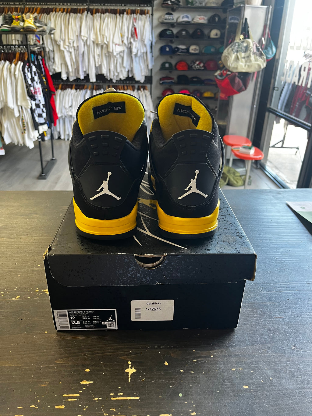Pre-Owned Jordan 4 Retro Thunder (2023)
