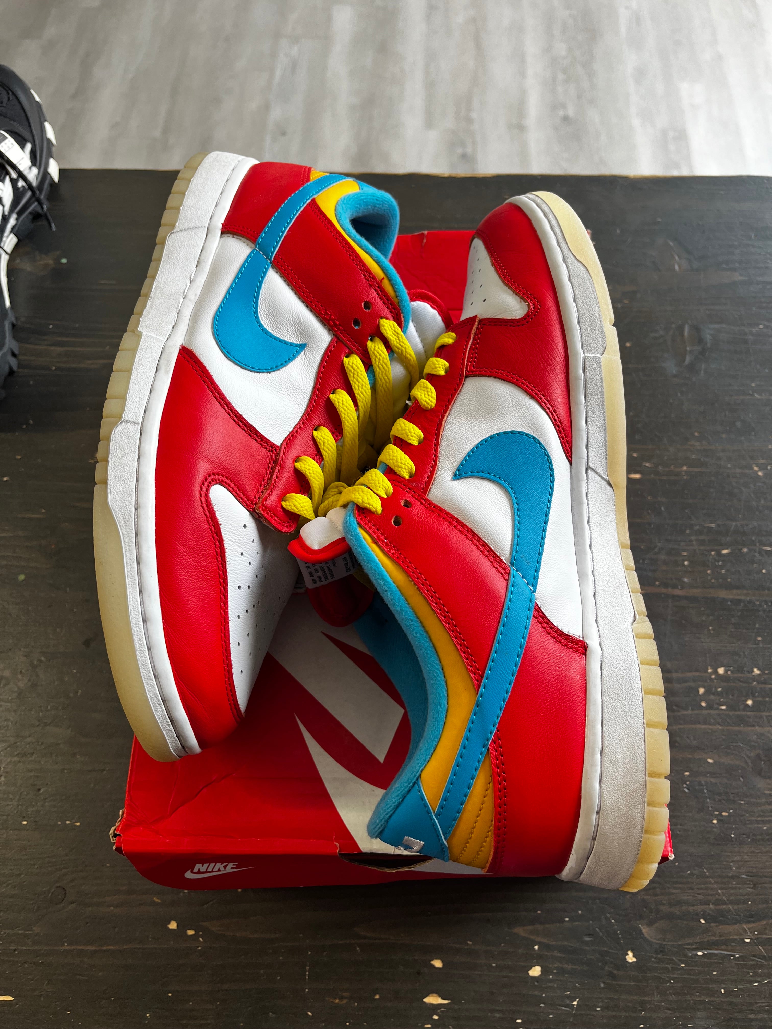 Pre-Owned Nike Dunk Low QS LeBron James Fruity Pebbles