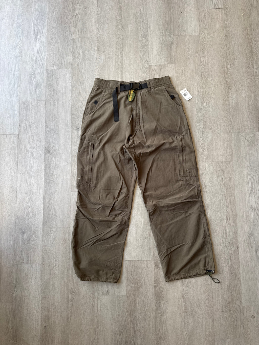 Vintage Y2K Ying Yang Baggy Olive Green Hiking Pants