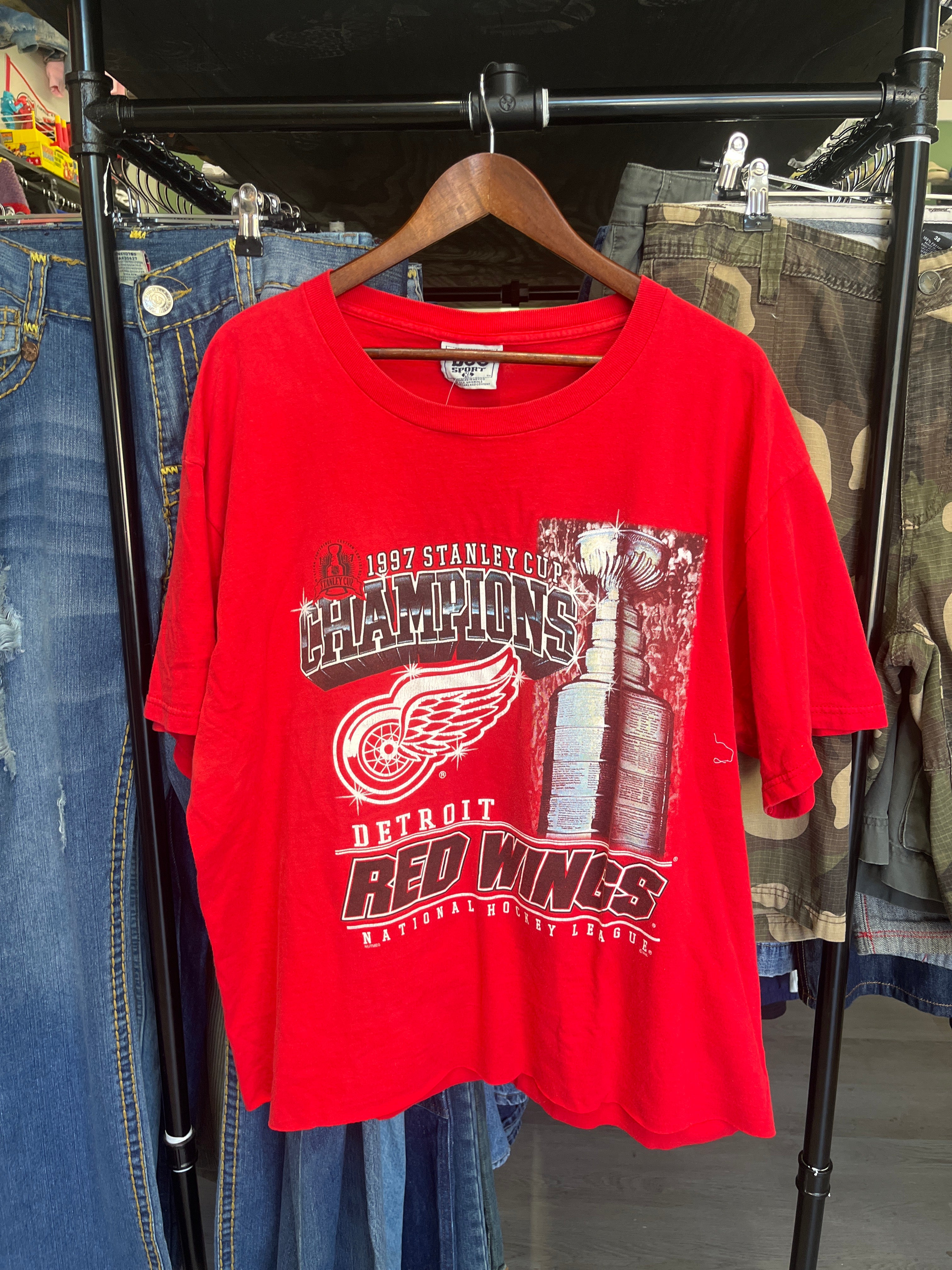 Detroit Red Wings 1997 Stanley Cup Champions Tee