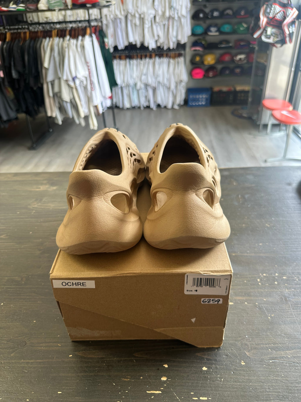 Pre-Owned adidas Yeezy Foam RNNR Ochre