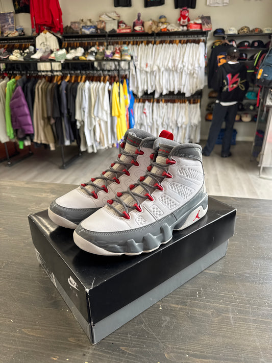 Pre-owned Jordan Retro 9 Fire Red