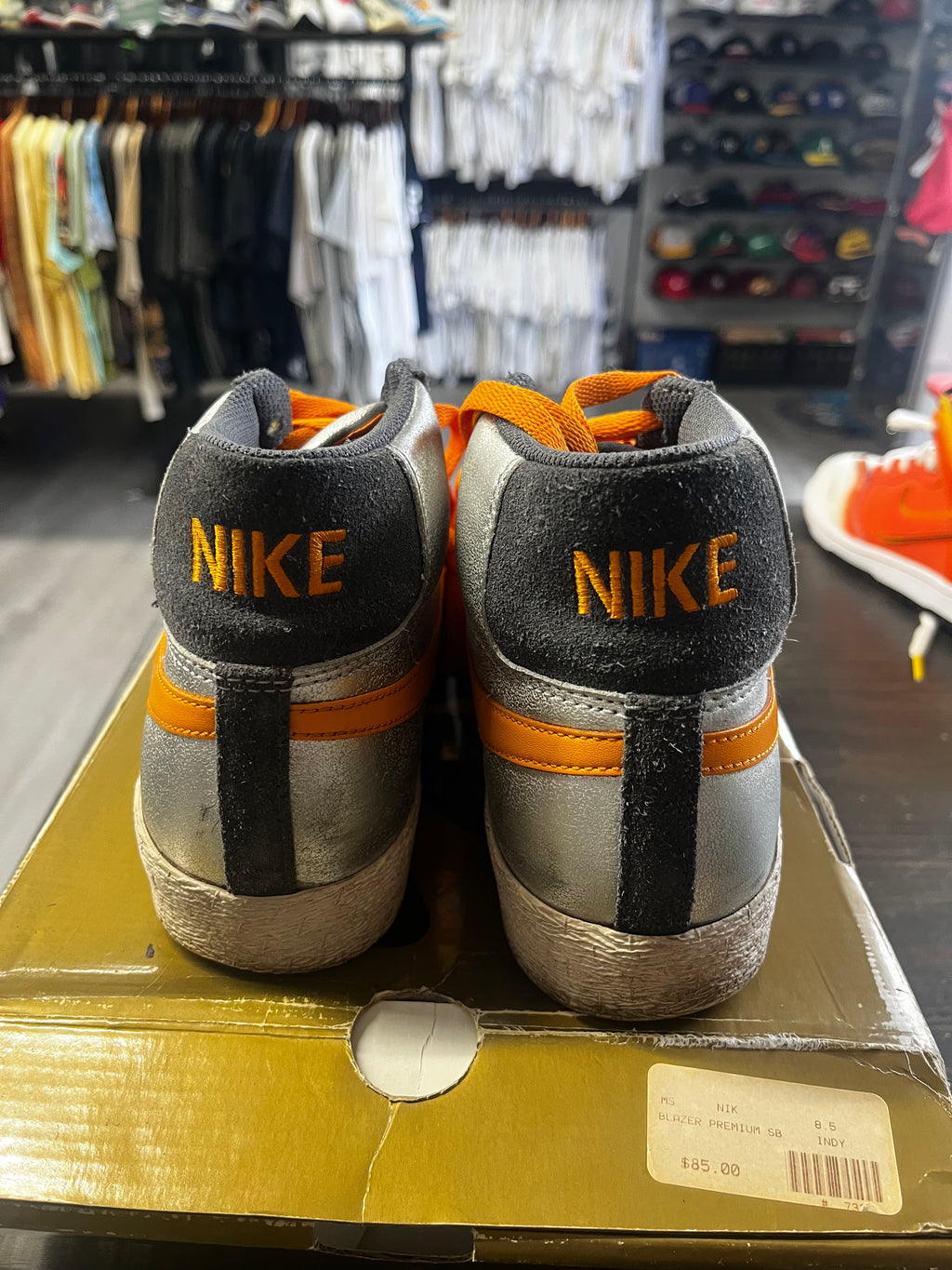 Pre-Owned Nike SB Blazer Medium Grey / Shock Orange
