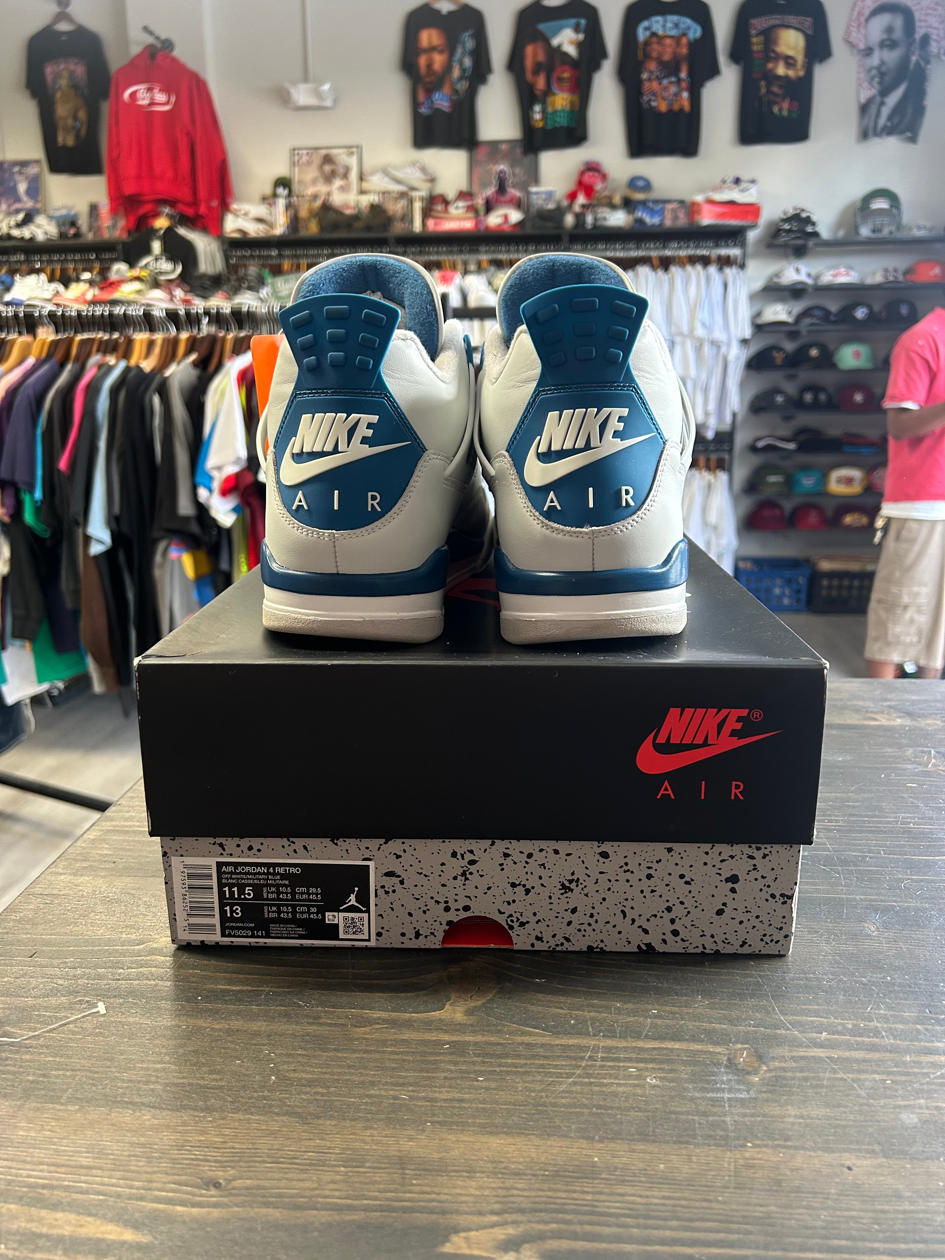 Pre-Owned Jordan 4 Retro Military Blue (2024)