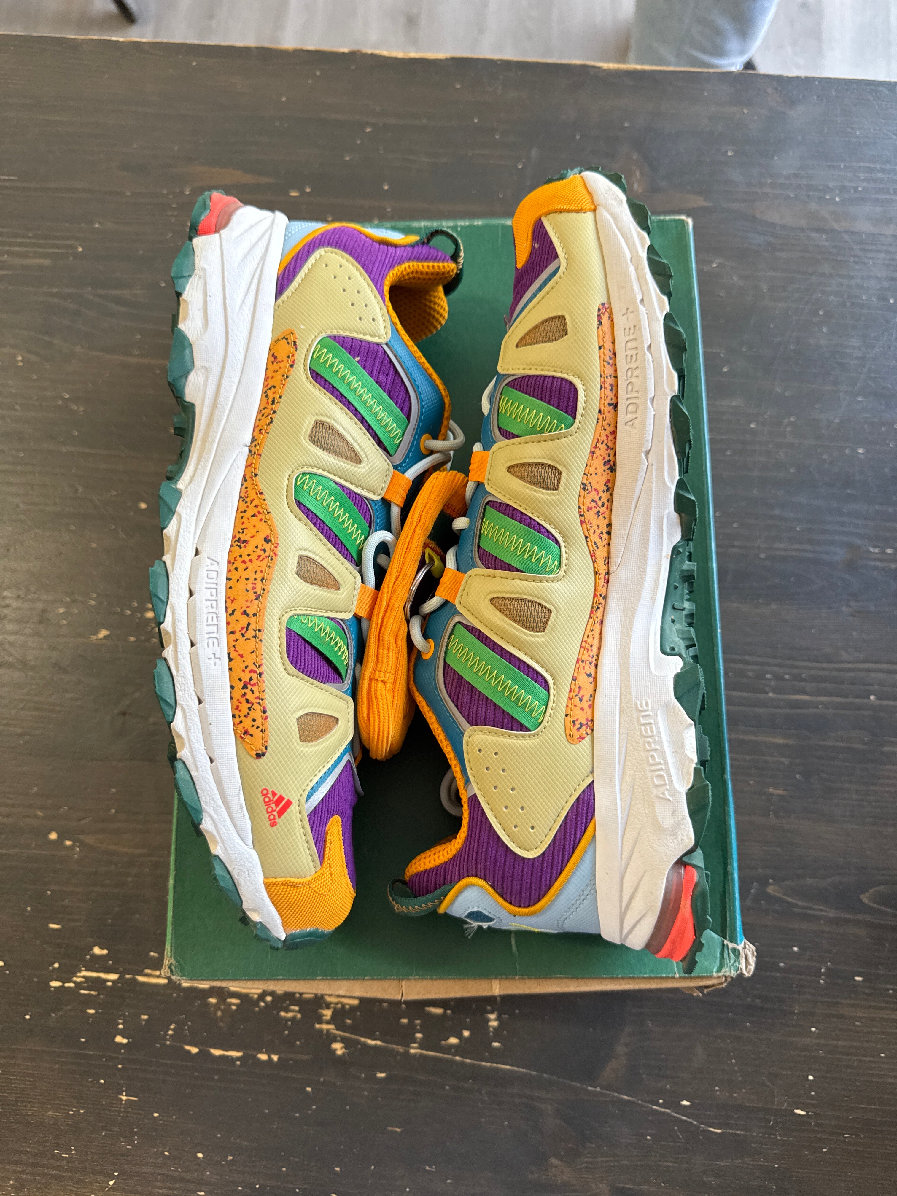 Pre-owned Adidas Superturf Adventure Sean Wotherspoon Jimminy Cricket