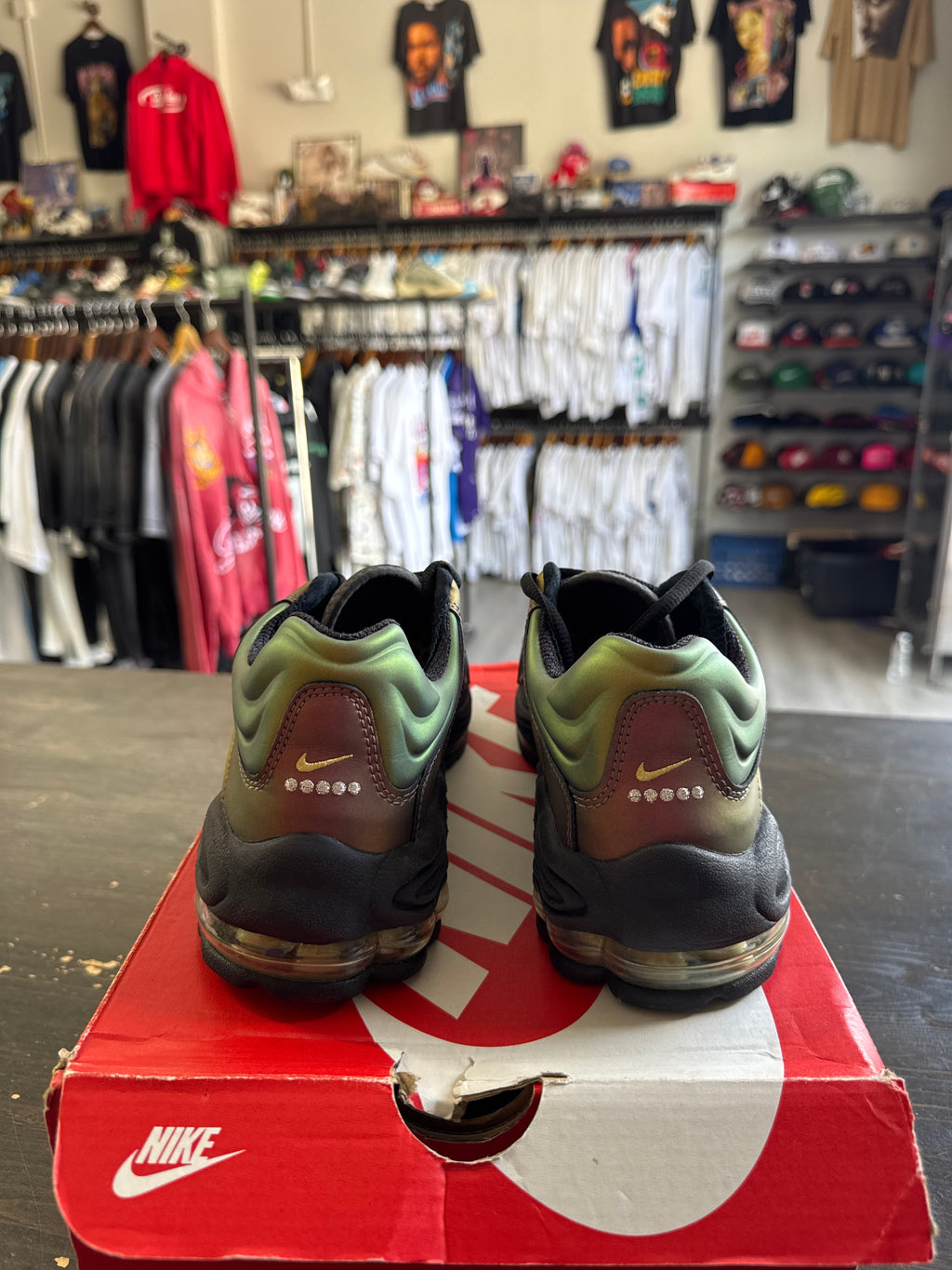 Pre-owned Nike Air Tuned Max Celery