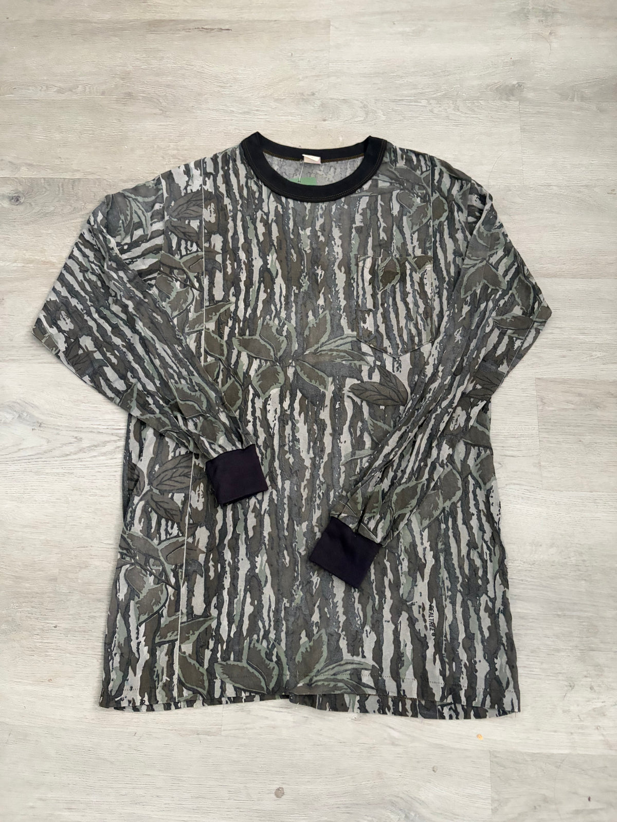 Vintage Mossy Oak Trebark Camo Long Sleeve Hunting Shirt
