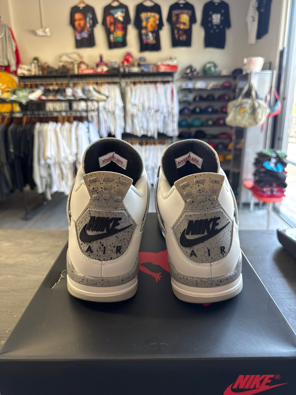 Pre-owned Jordan Retro 4 White Cement 2025