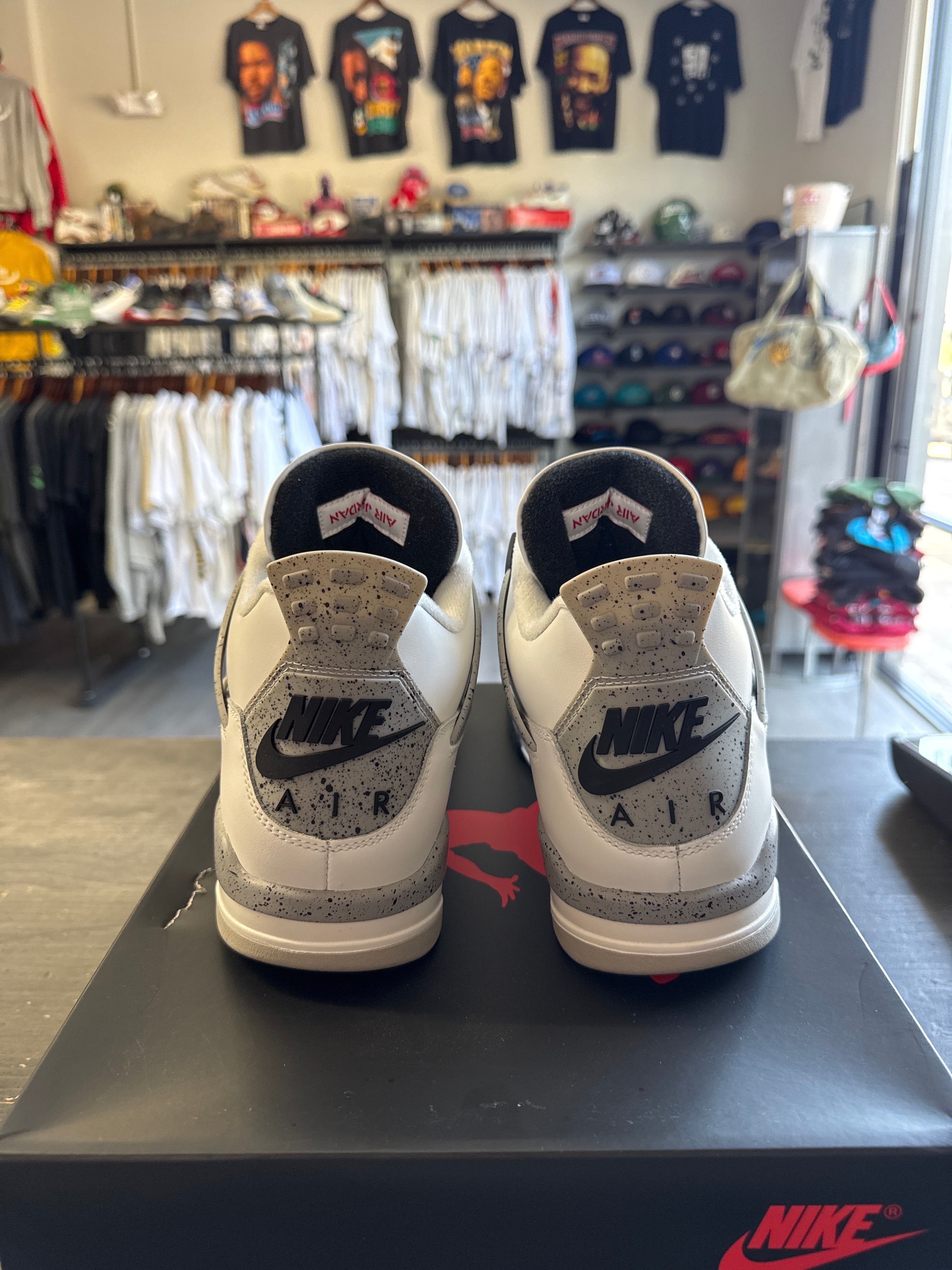 Pre-owned Jordan Retro 4 White Cement 2025