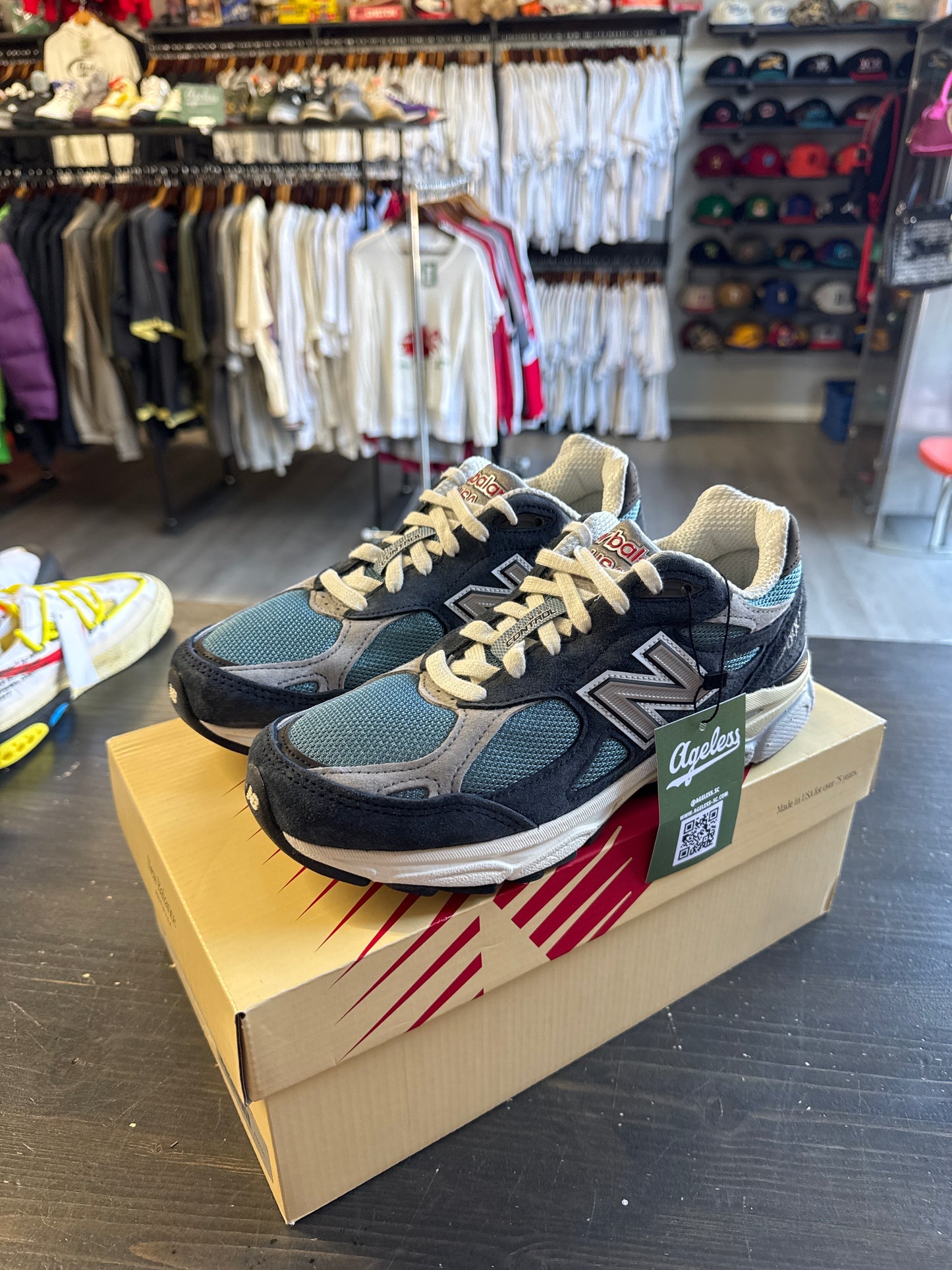 Pre-owned New Balance 990v3 Teddy Santis Navy Castlerock