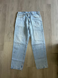 Levi 550 Light Wash Denim Jeans