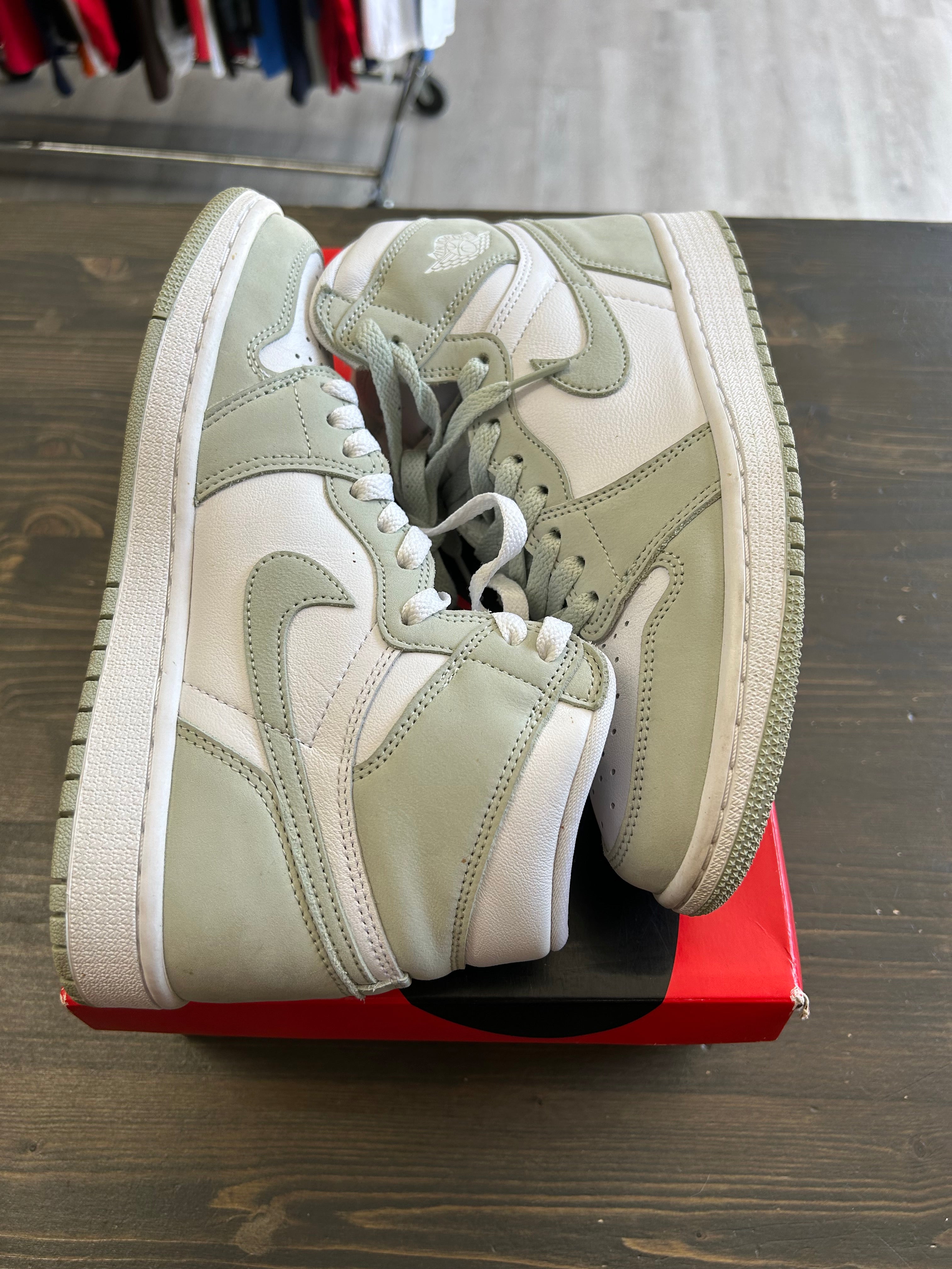 Pre-Owned Jordan 1 Retro High OG Seafoam (Woman’s)