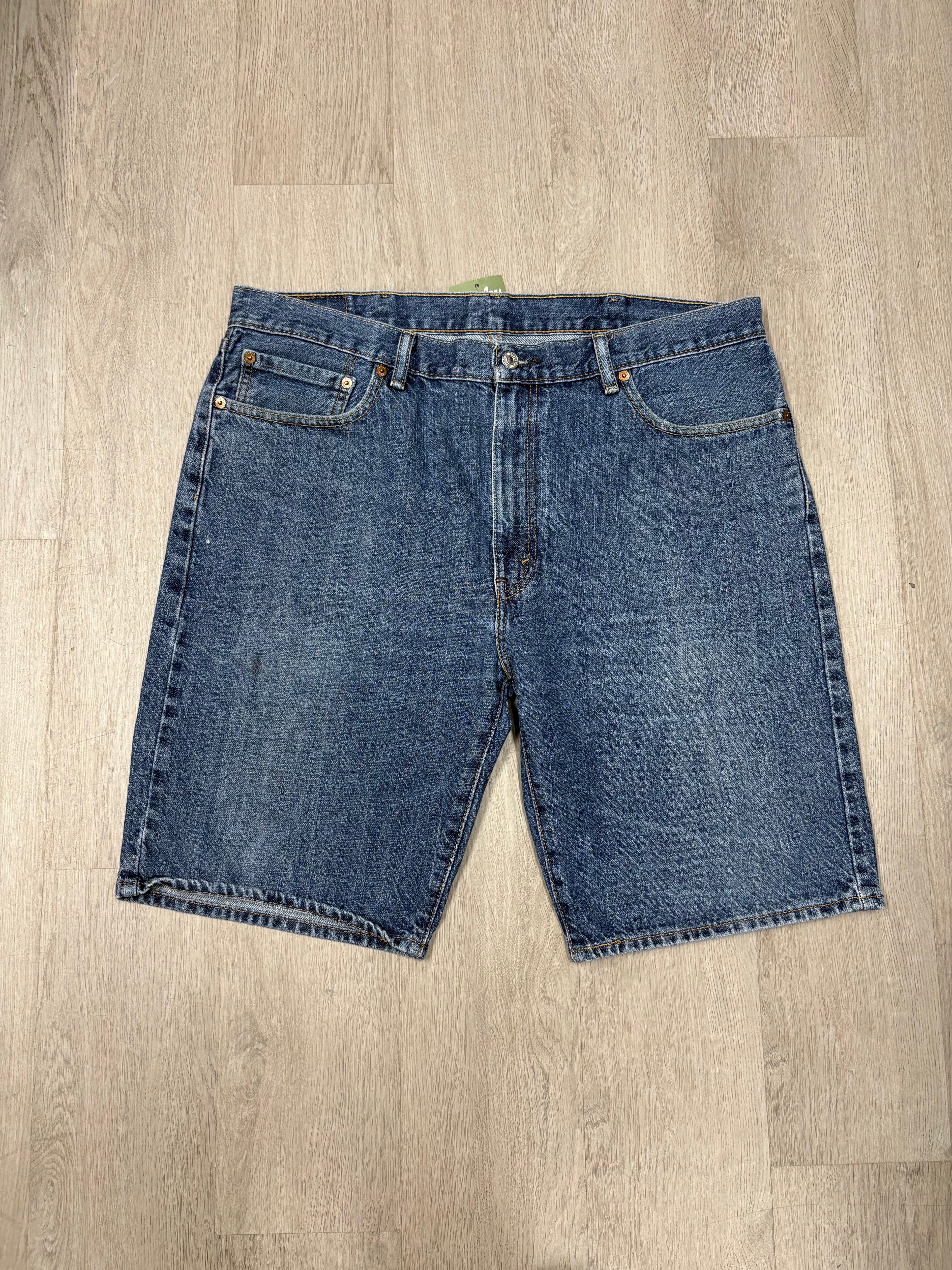 Y2K Levi’s Denim Shorts