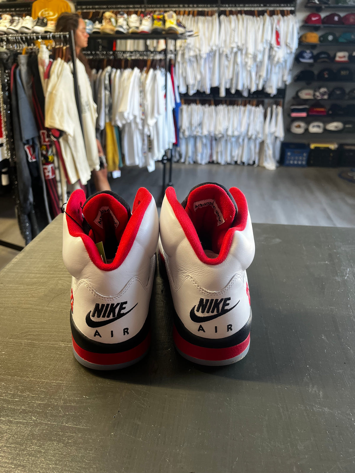 Pre-Owned Jordan 5 Retro Fire Red Black Tongue (2025)