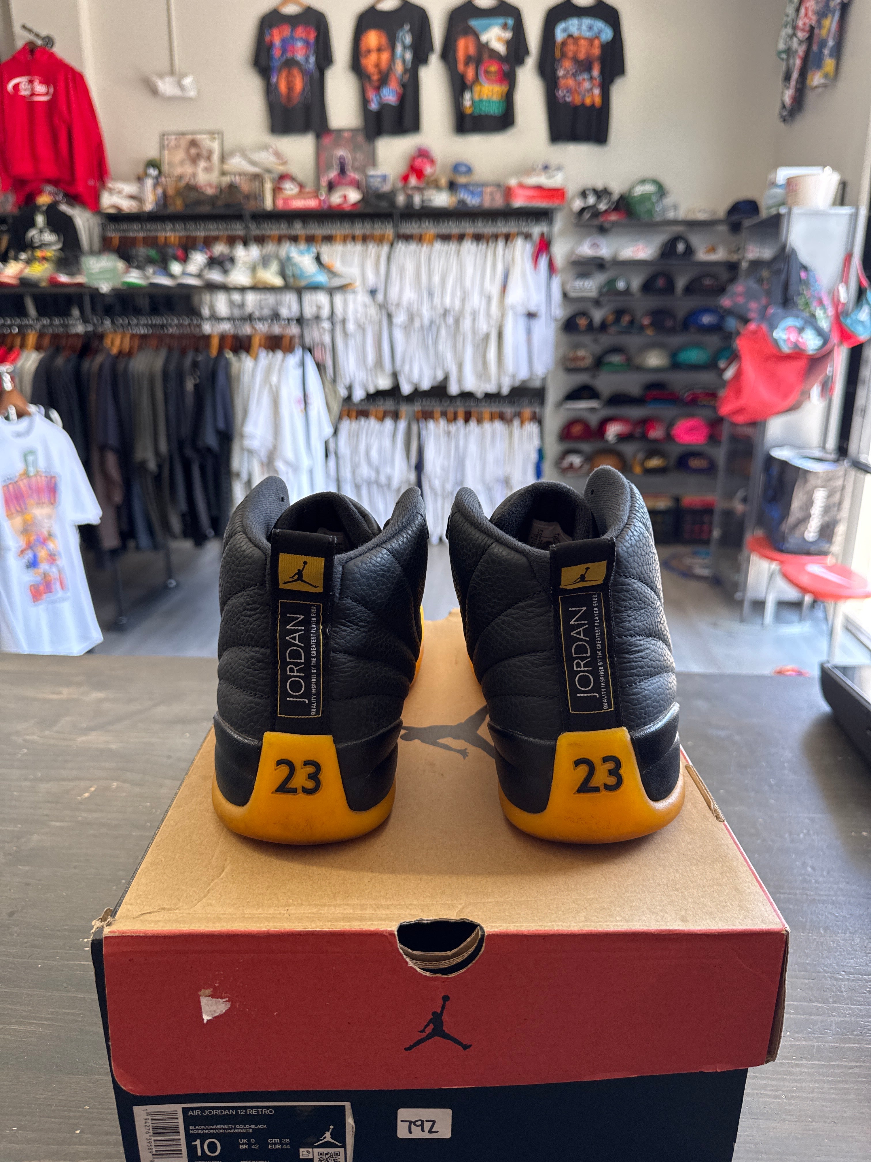 Pre-owned Jordan Retro 12 Black University Gold
