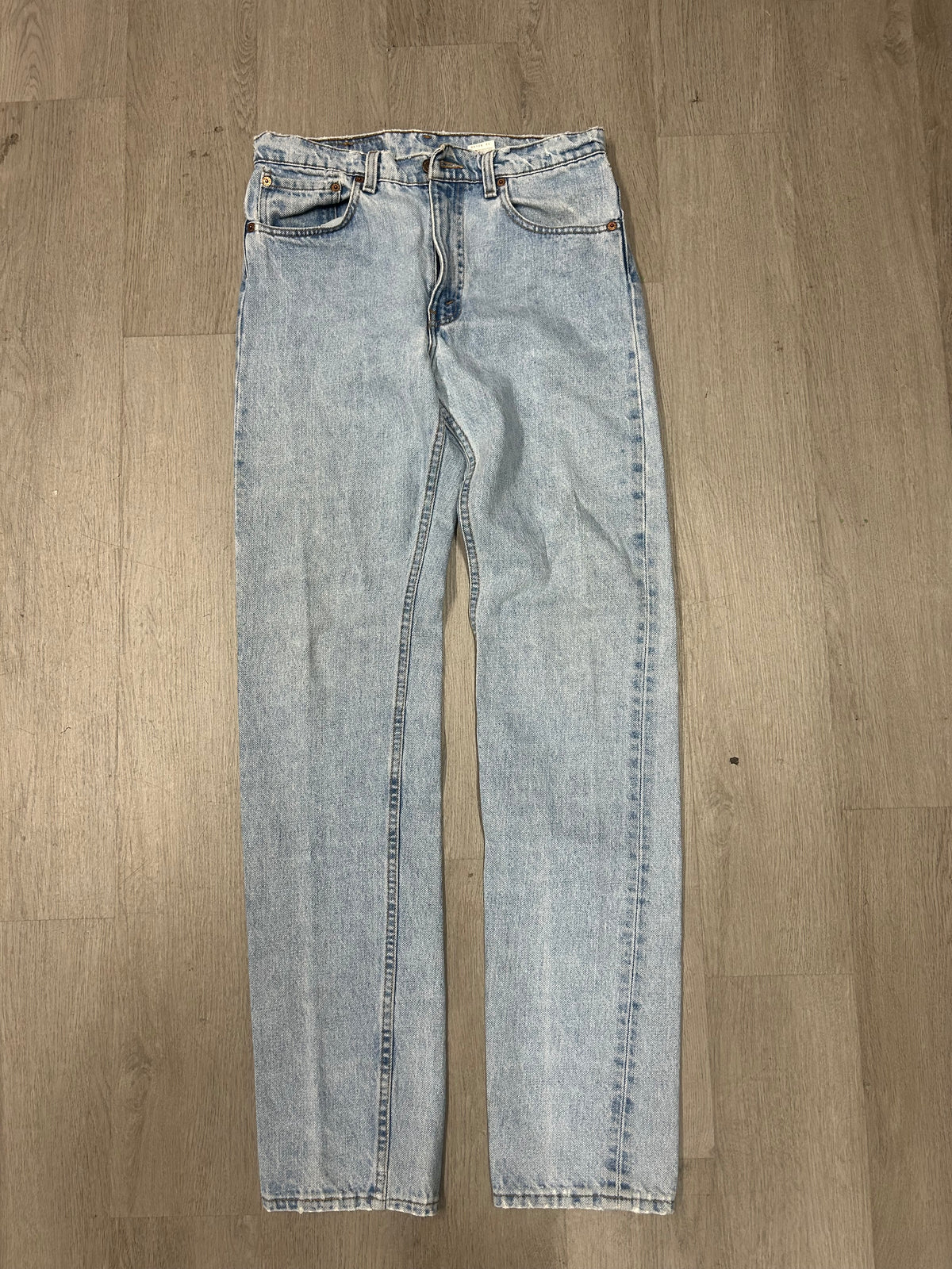 Vintage Light Wash Levi 505 Jeans