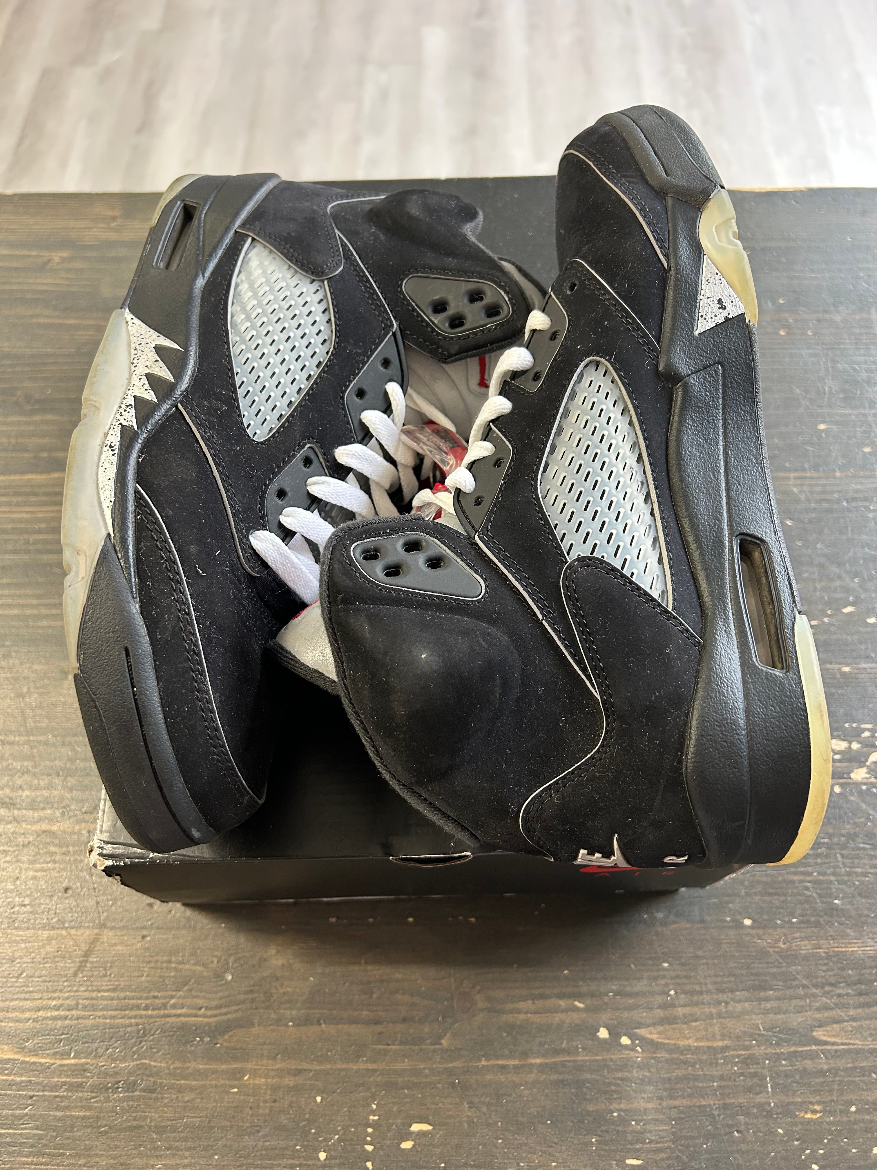Pre-Owned Jordan 5 Retro OG Black Metallic Reimagined