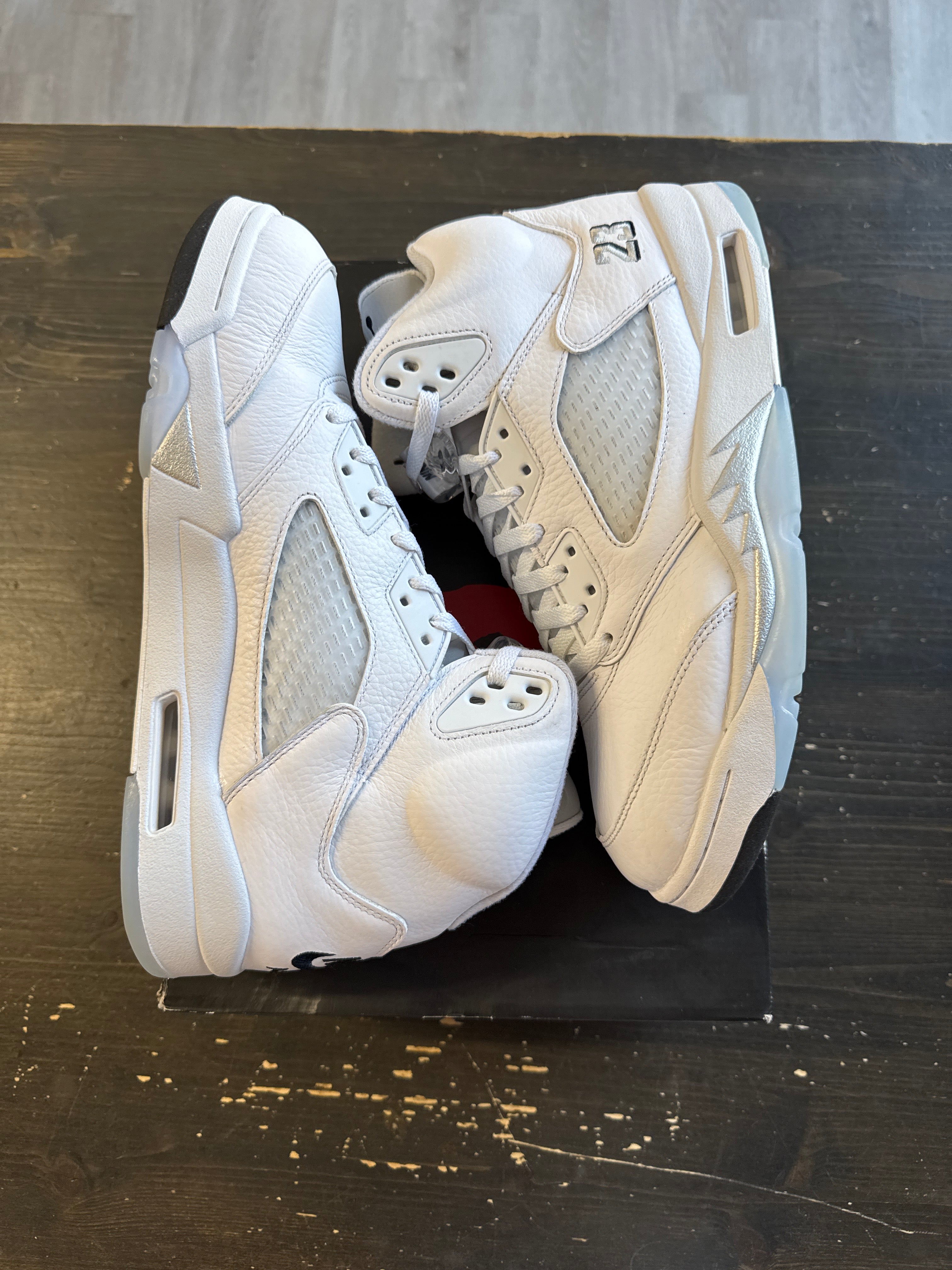 Pre-owned Jordan Retro 5 White Metallic (2026)