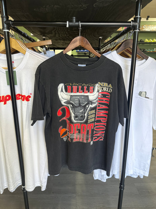 Vintage Chicago Bulls Tee