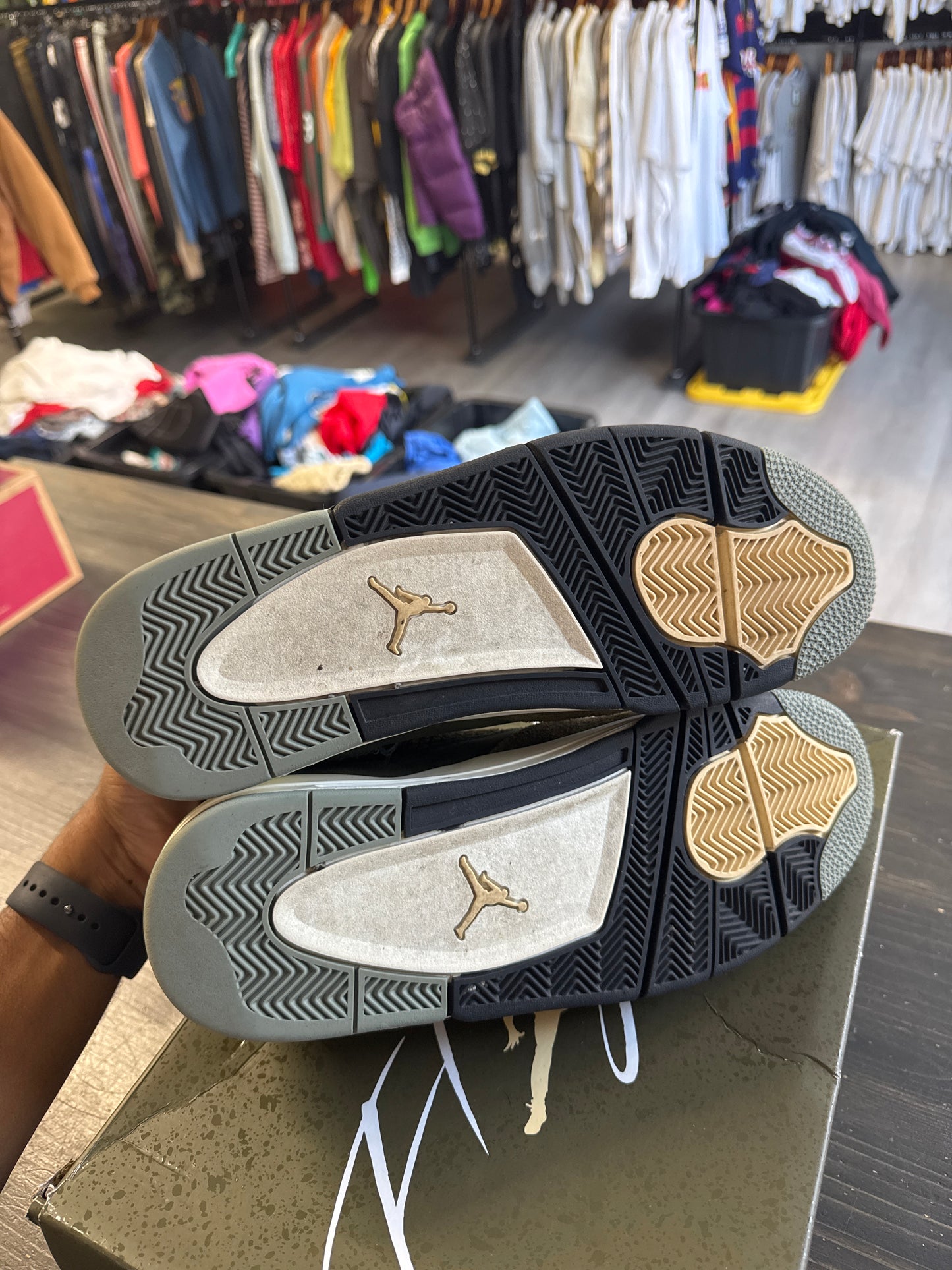 Pre-owned Jordan Retro 4 Craft Medium Olive