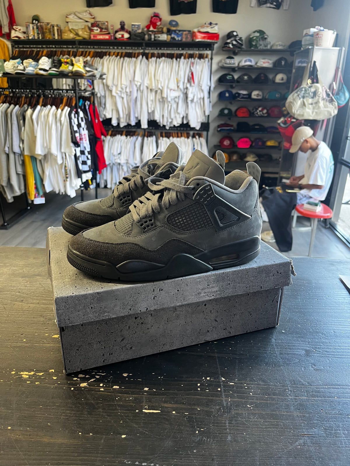Pre-Owned Jordan 4 Retro SE Paris Olympics Wet Cement