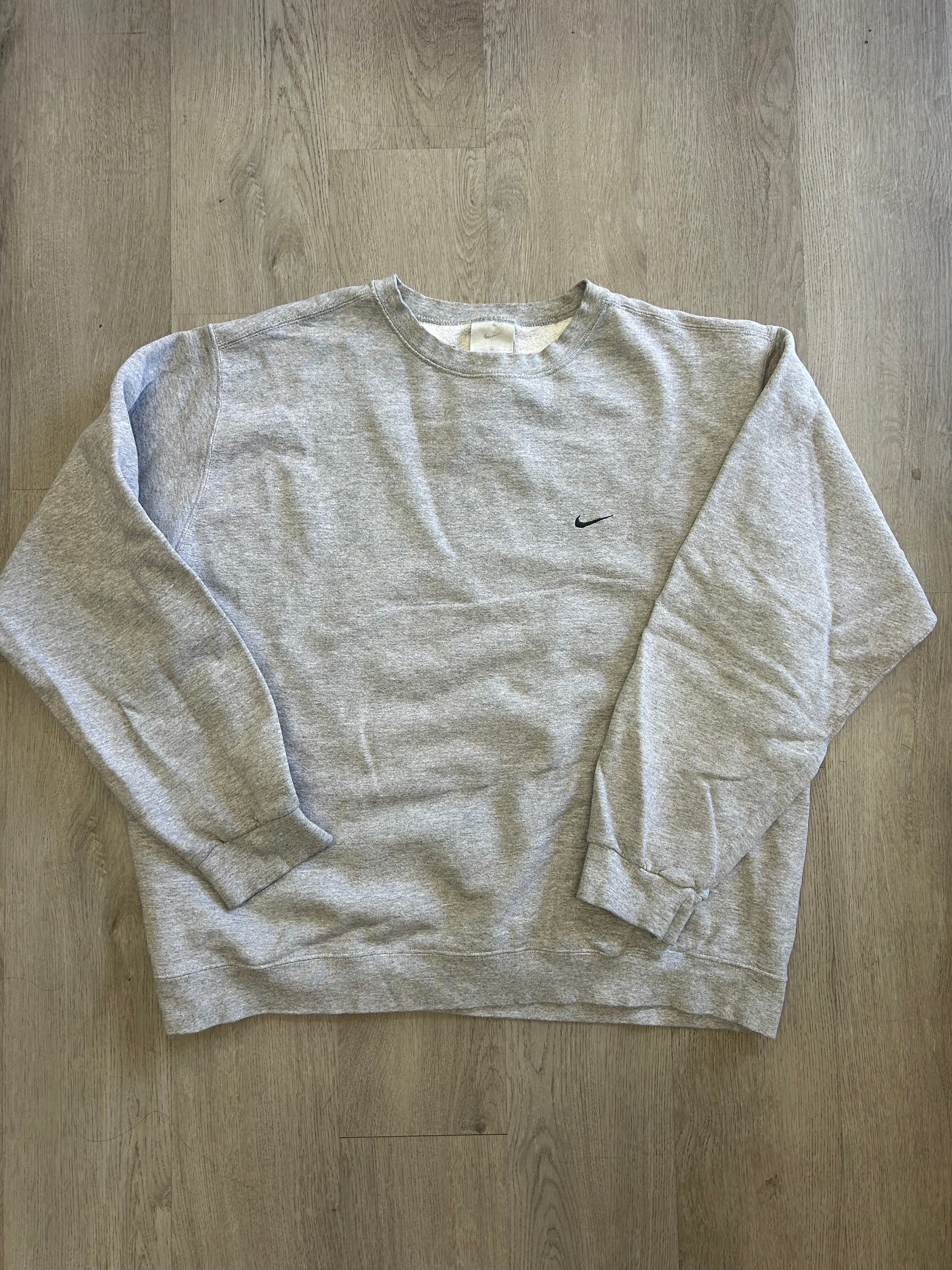 Vintage Grey Nike Sweatshirt