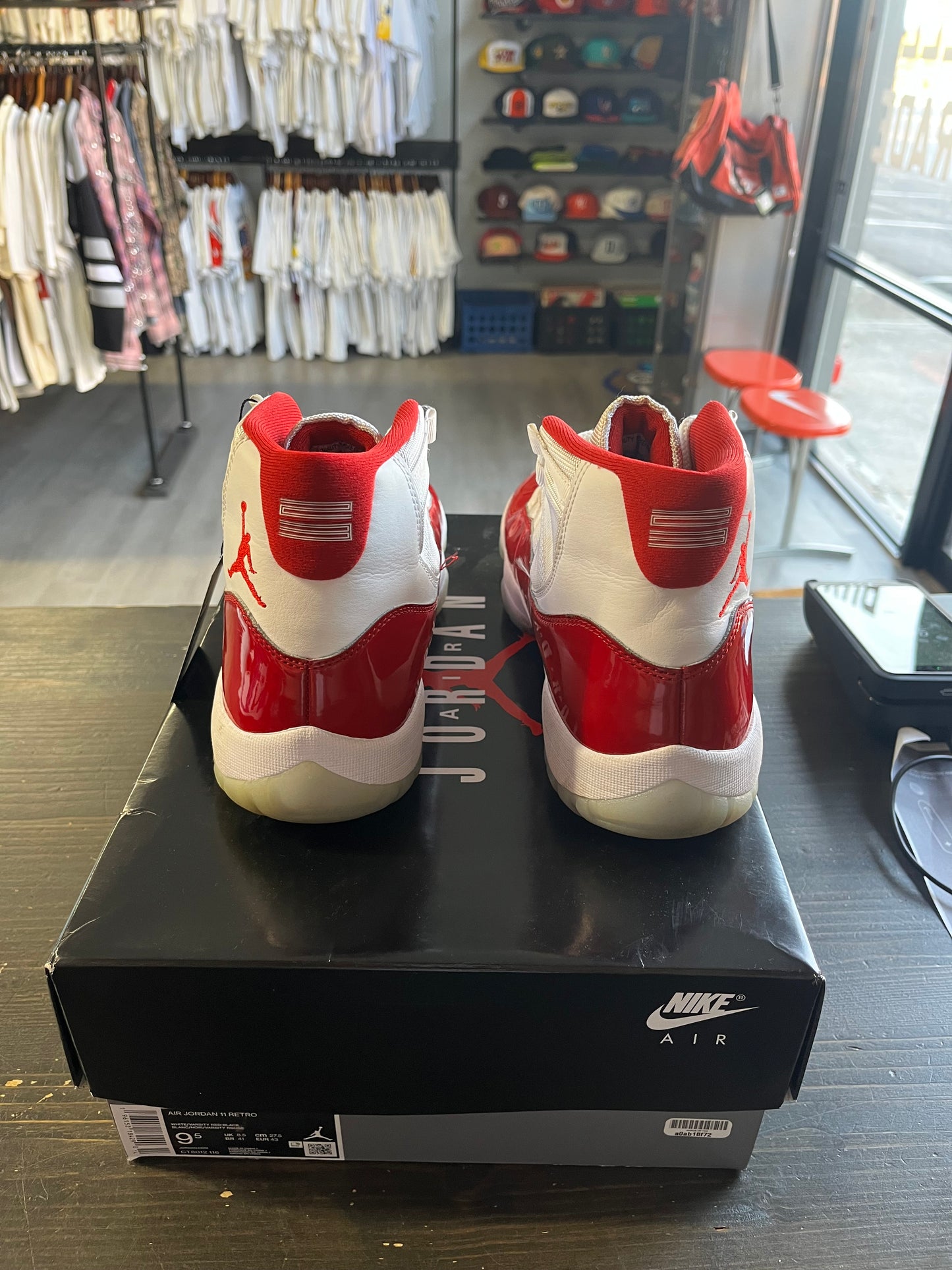 Pre-Owned Jordan 11 Retro Cherry (2022)