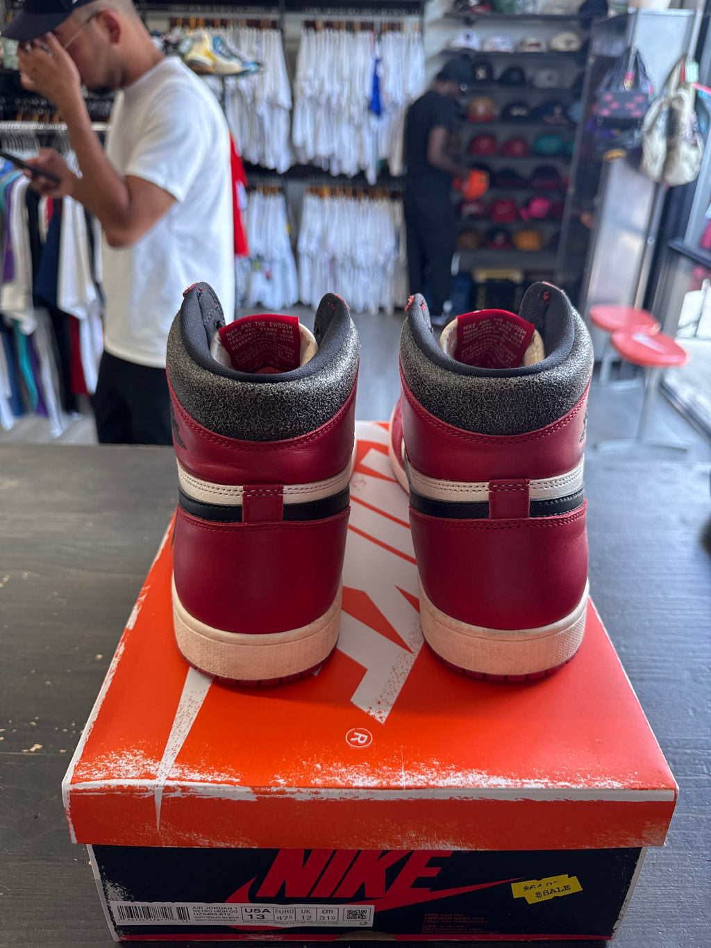Pre-owned Jordan Retro Chicago 1 Lost & Found