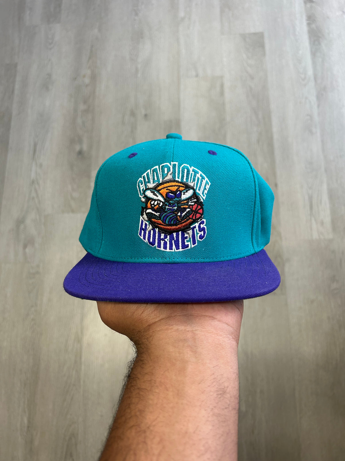Mitchell & Ness Charlotte Hornets NBA Breakthrough Snapback Hat