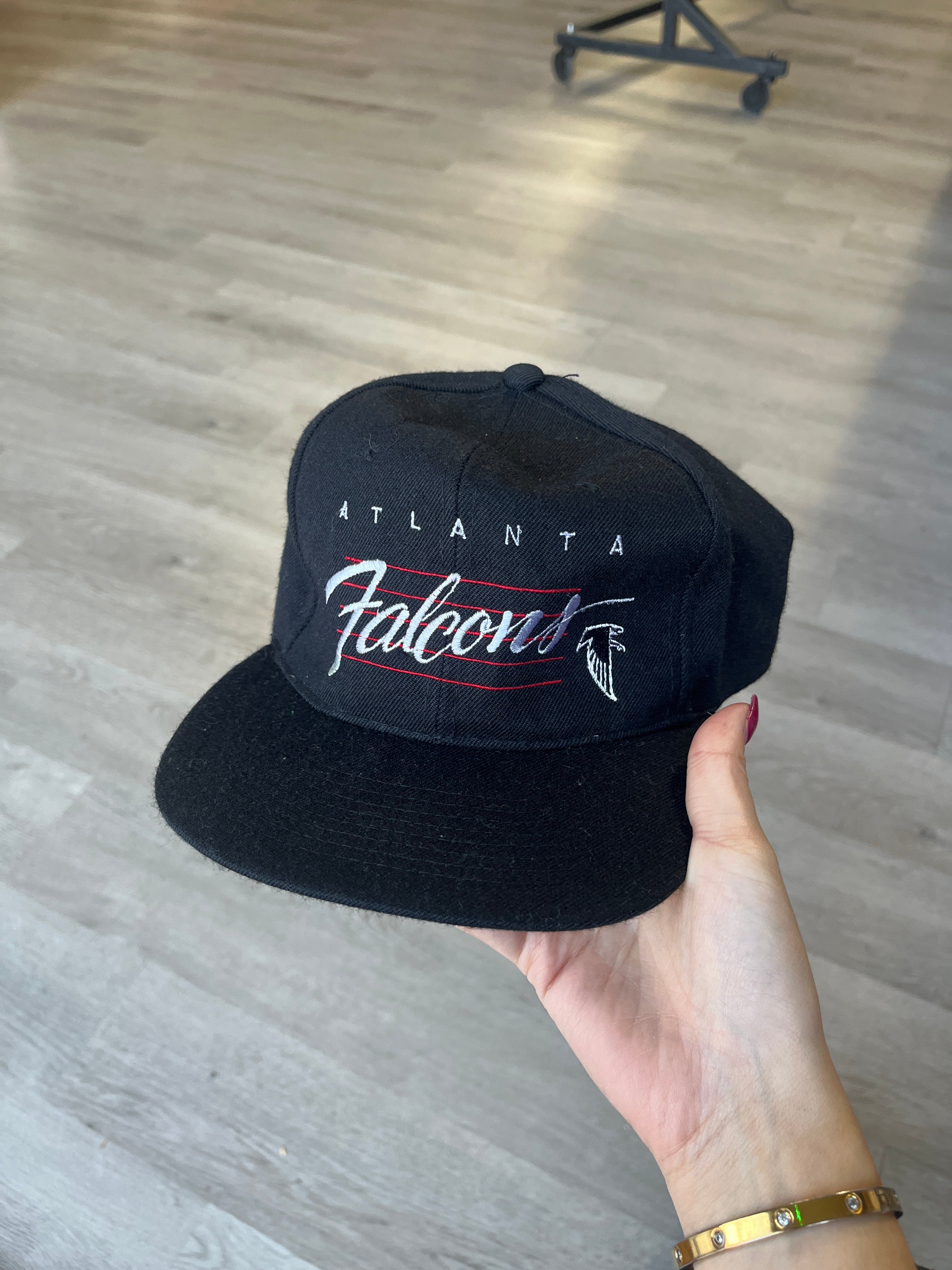 Vintage 1990s Atlanta Falcons Sports Specialties "The Pro" SnapBack Hat