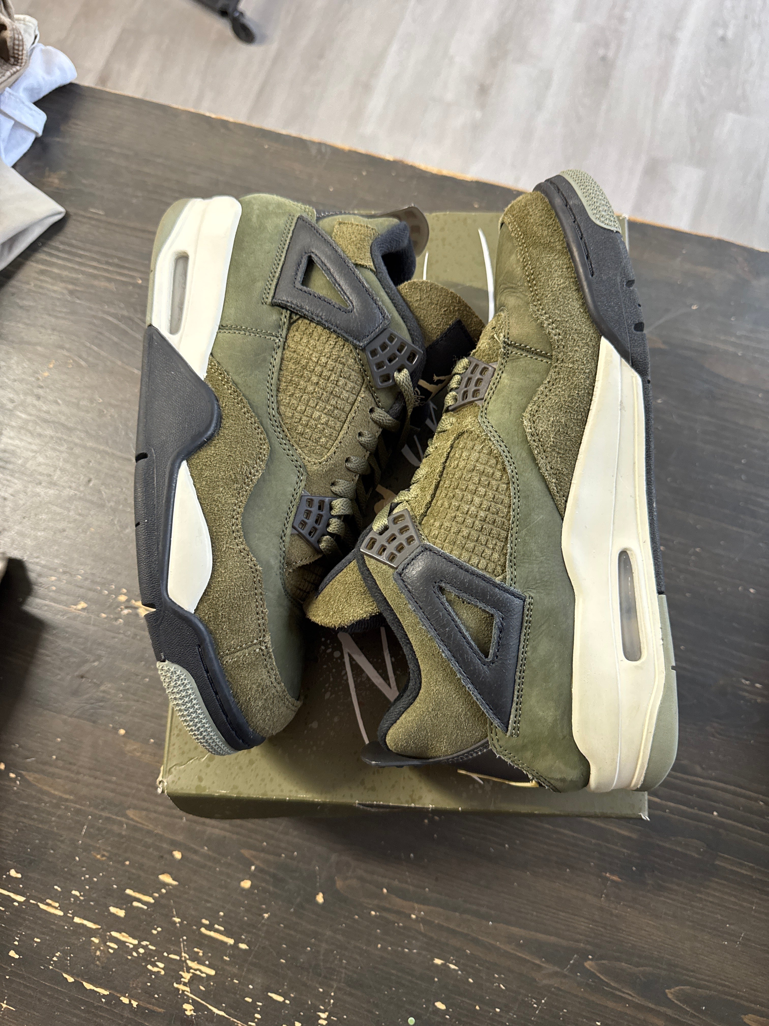 Pre-owned Jordan Retro 4 Craft Medium Olive