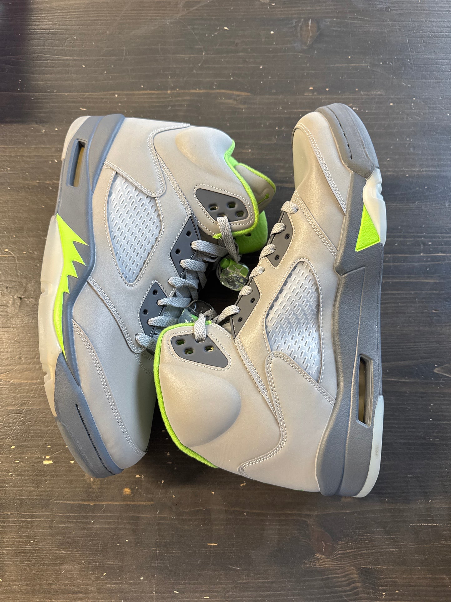 Pre-owned Jordan Retro 5 Green Bean 2022