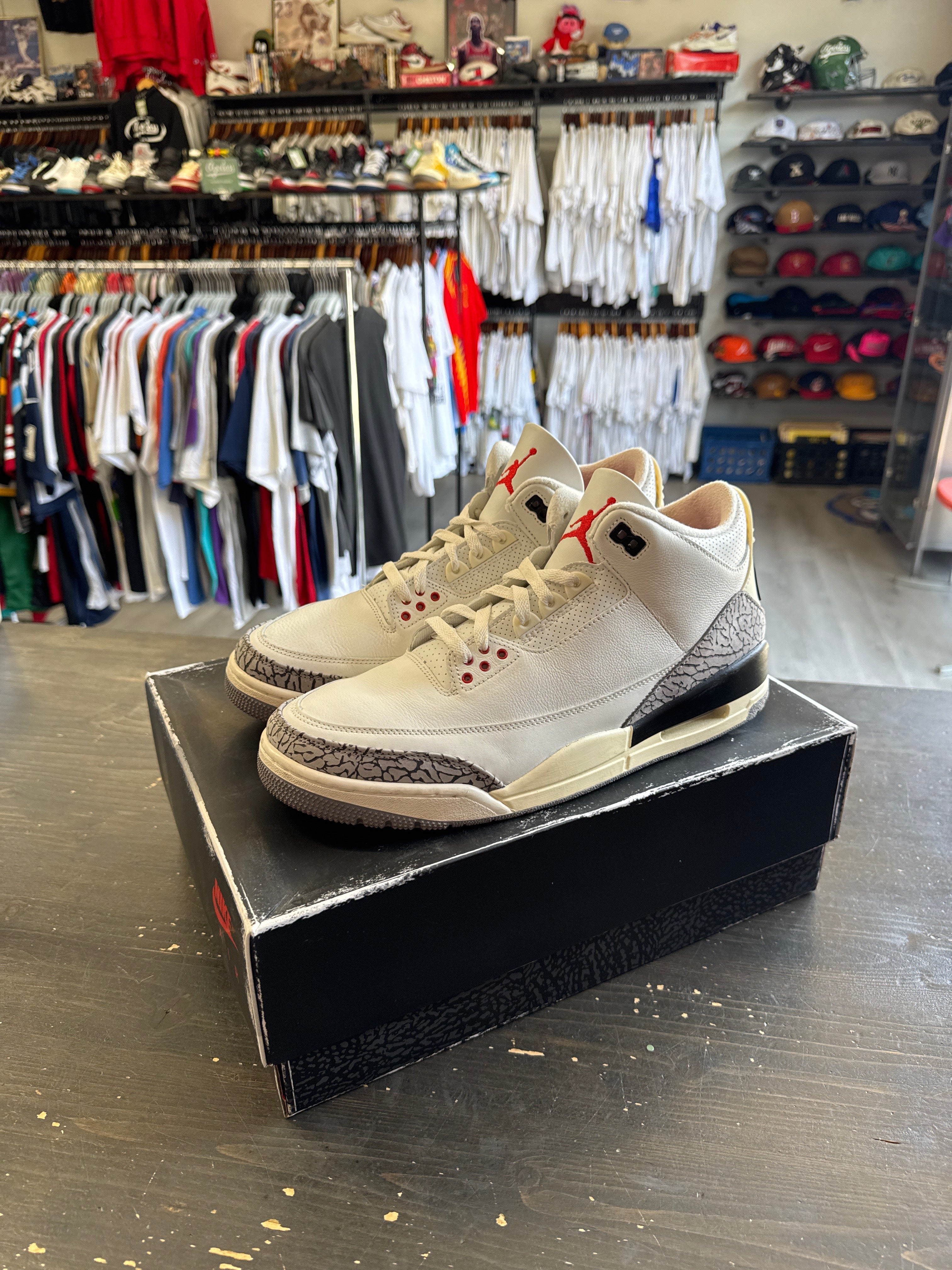 Pre-owned Jordan Retro 3 White Cement Reimagined