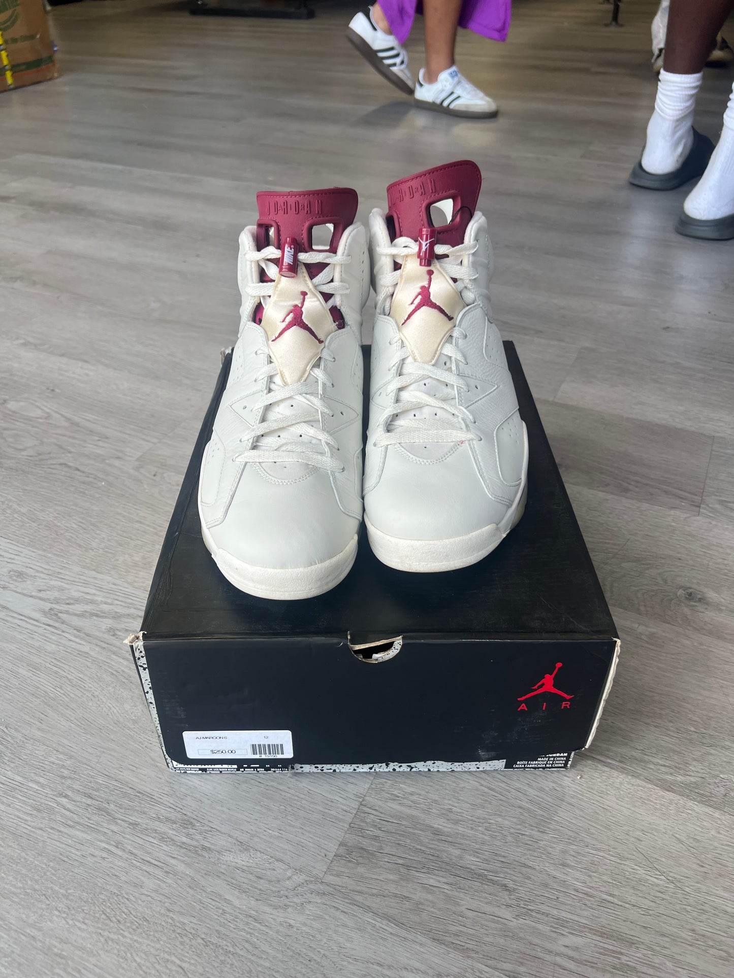 Pre-Owned Jordan 6 Retro Maroon
