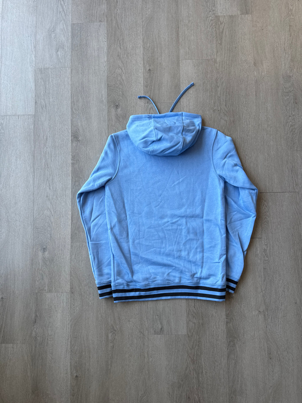 Nike University Of North Carolina Tarheels Center Swoosh Logo Hoodie