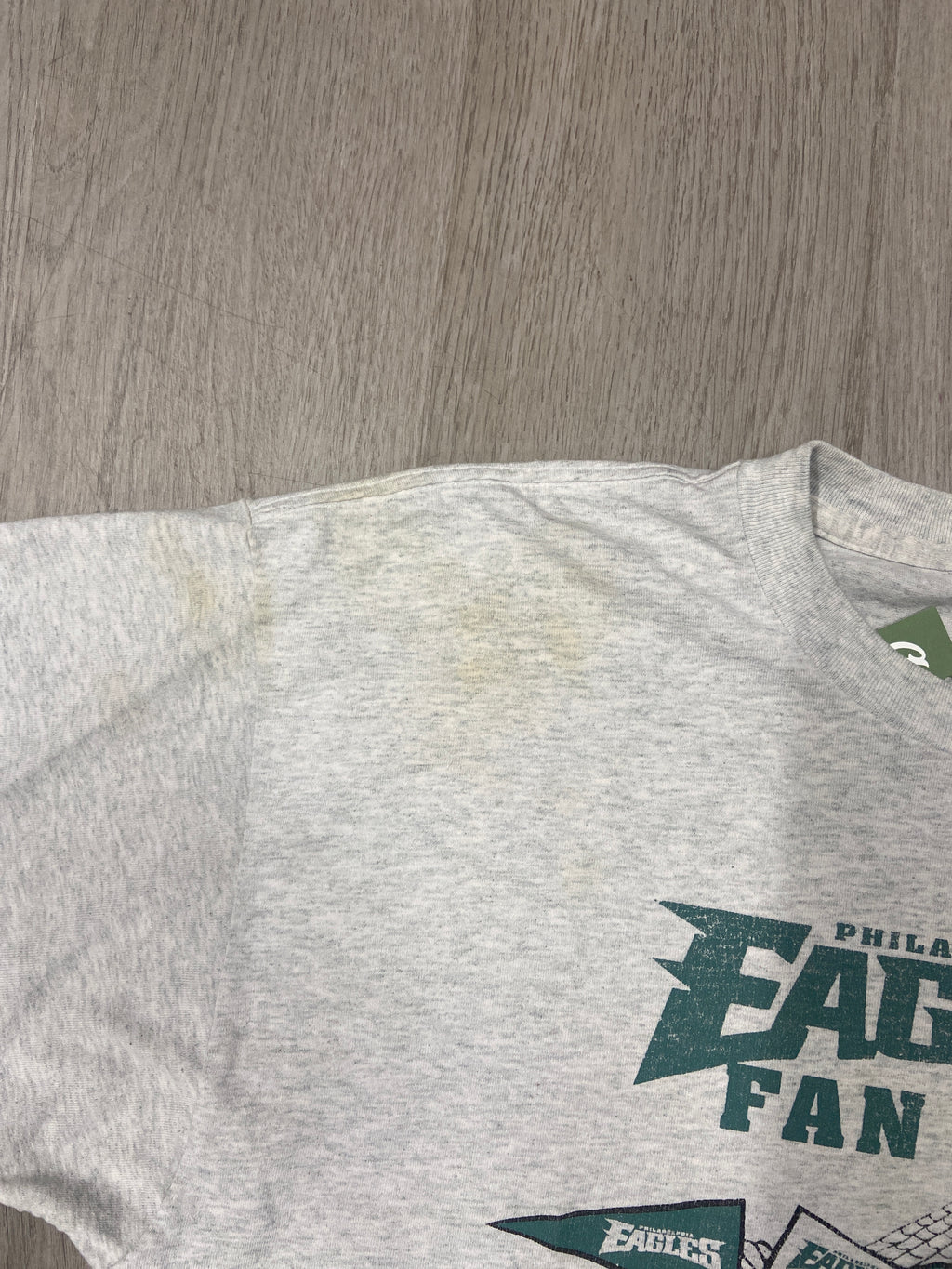 Philadelphia Eagles ‘Die Hard Fan’ Skeleton Graphic Tee