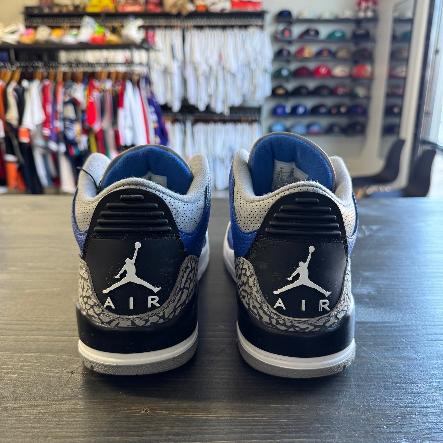 Pre-owned Jordan Retro 3 Varsity Royal Cement