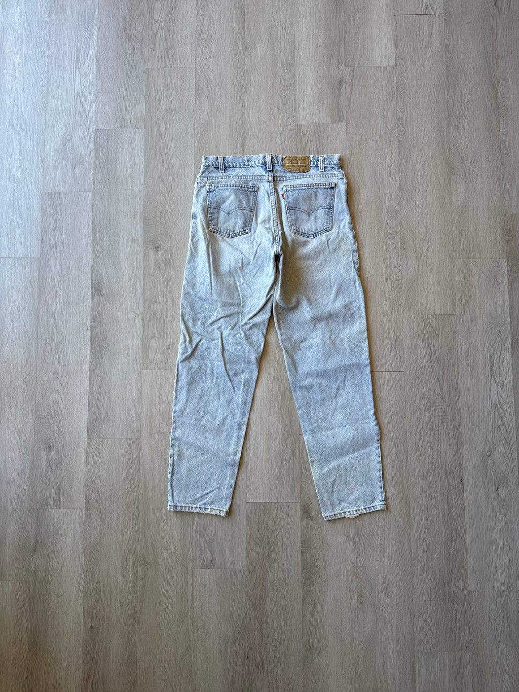 Vintage Levi’s 550 Orange Tab Relaxed Tapered Light Washed Denim Jeans