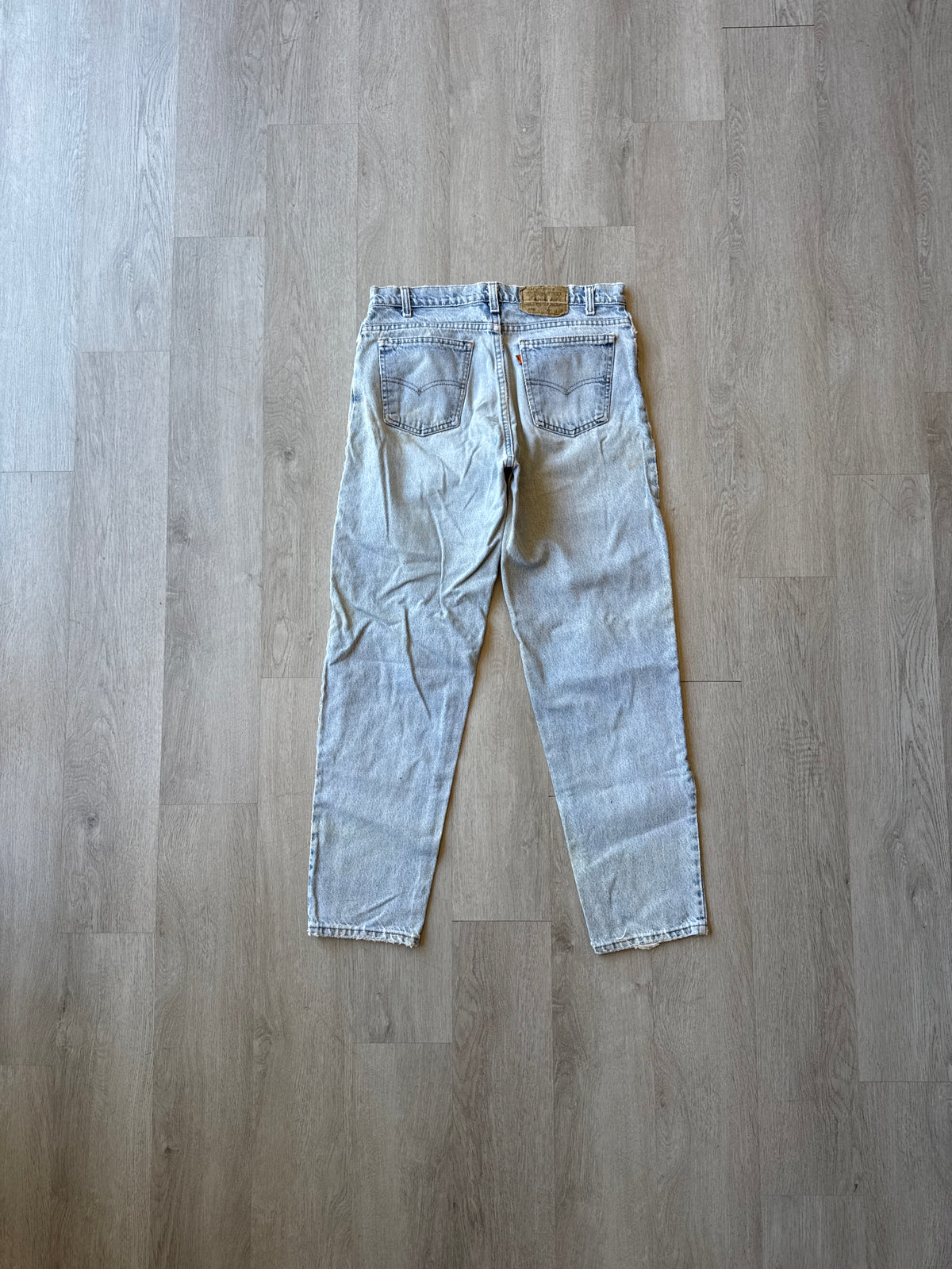 Vintage Levi’s 550 Orange Tab Relaxed Tapered Light Washed Denim Jeans