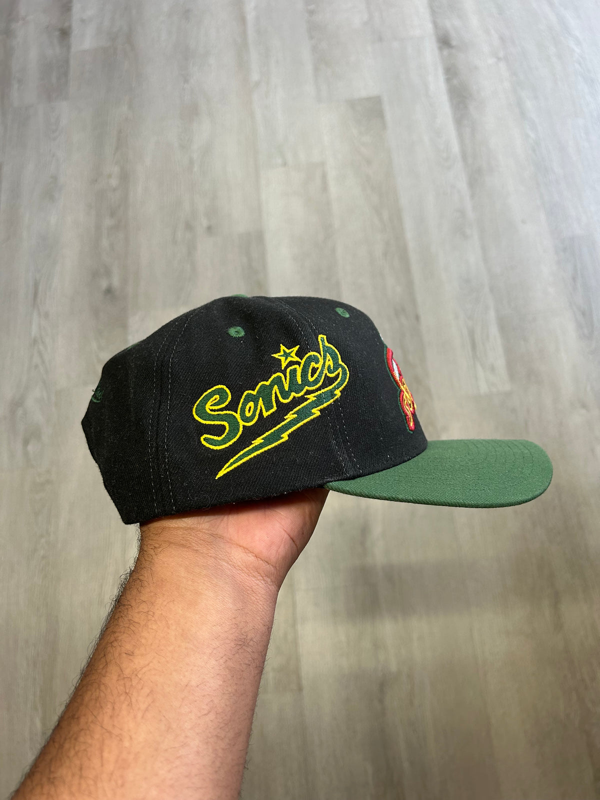 Mitchell & Ness Seattle Sonics SnapBack Hat