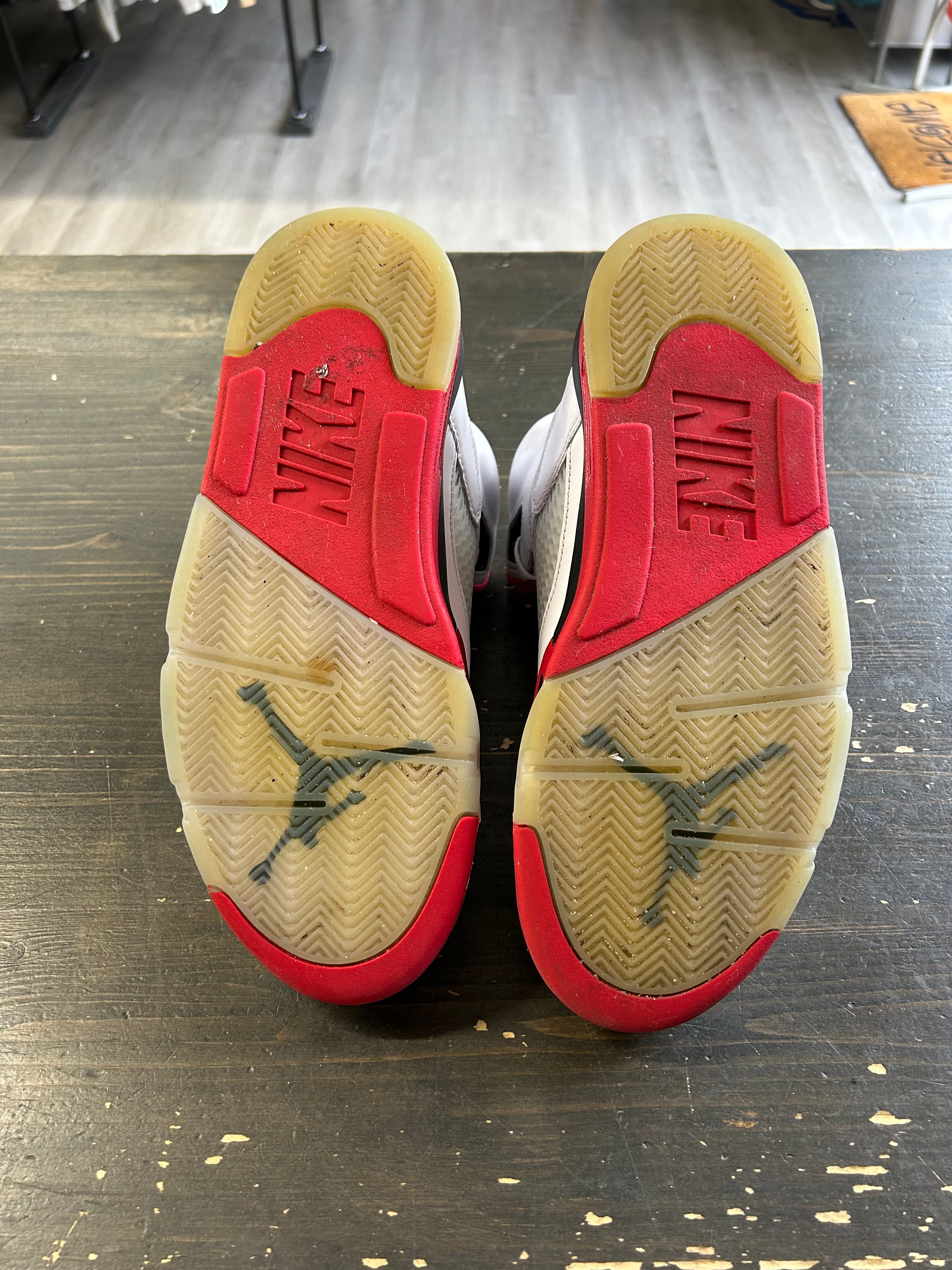 Pre-Owned Jordan 5 Retro Fire Red Black Tongue (2025)